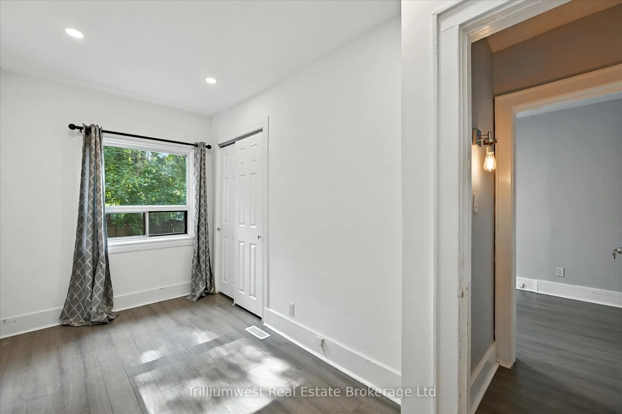 4 Madison Avenue