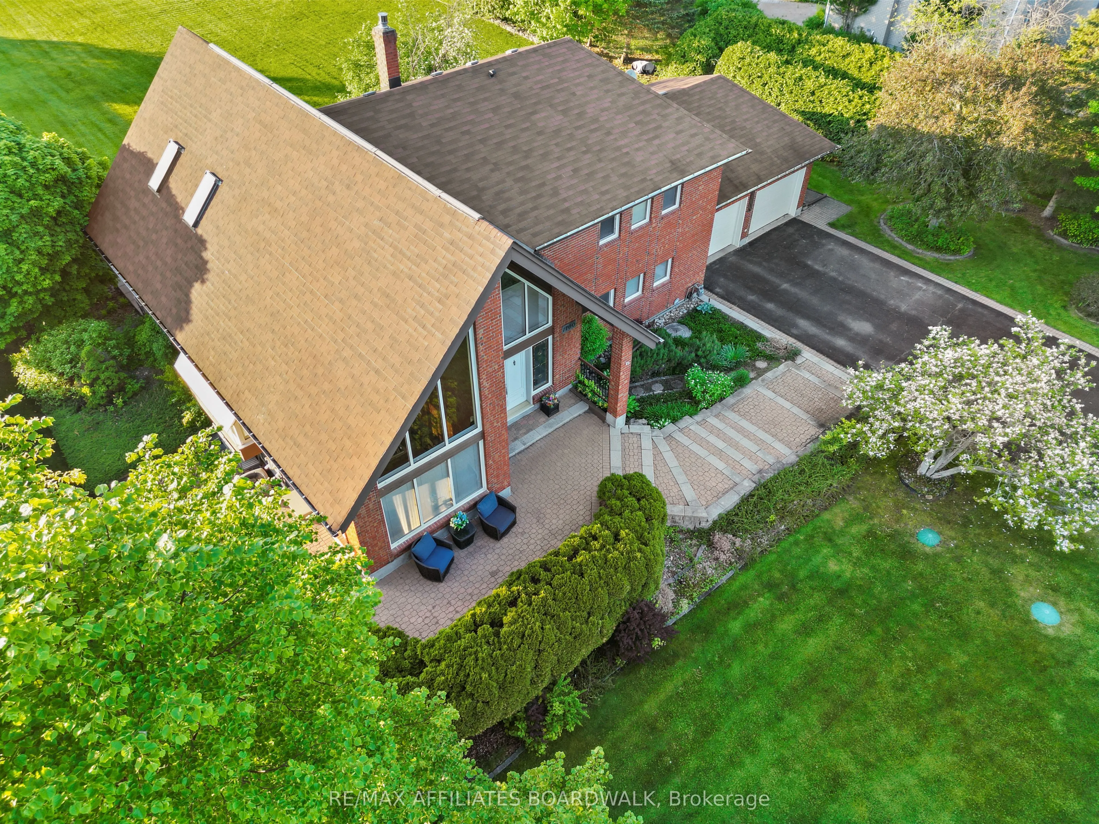 1700 Lakeshore Drive