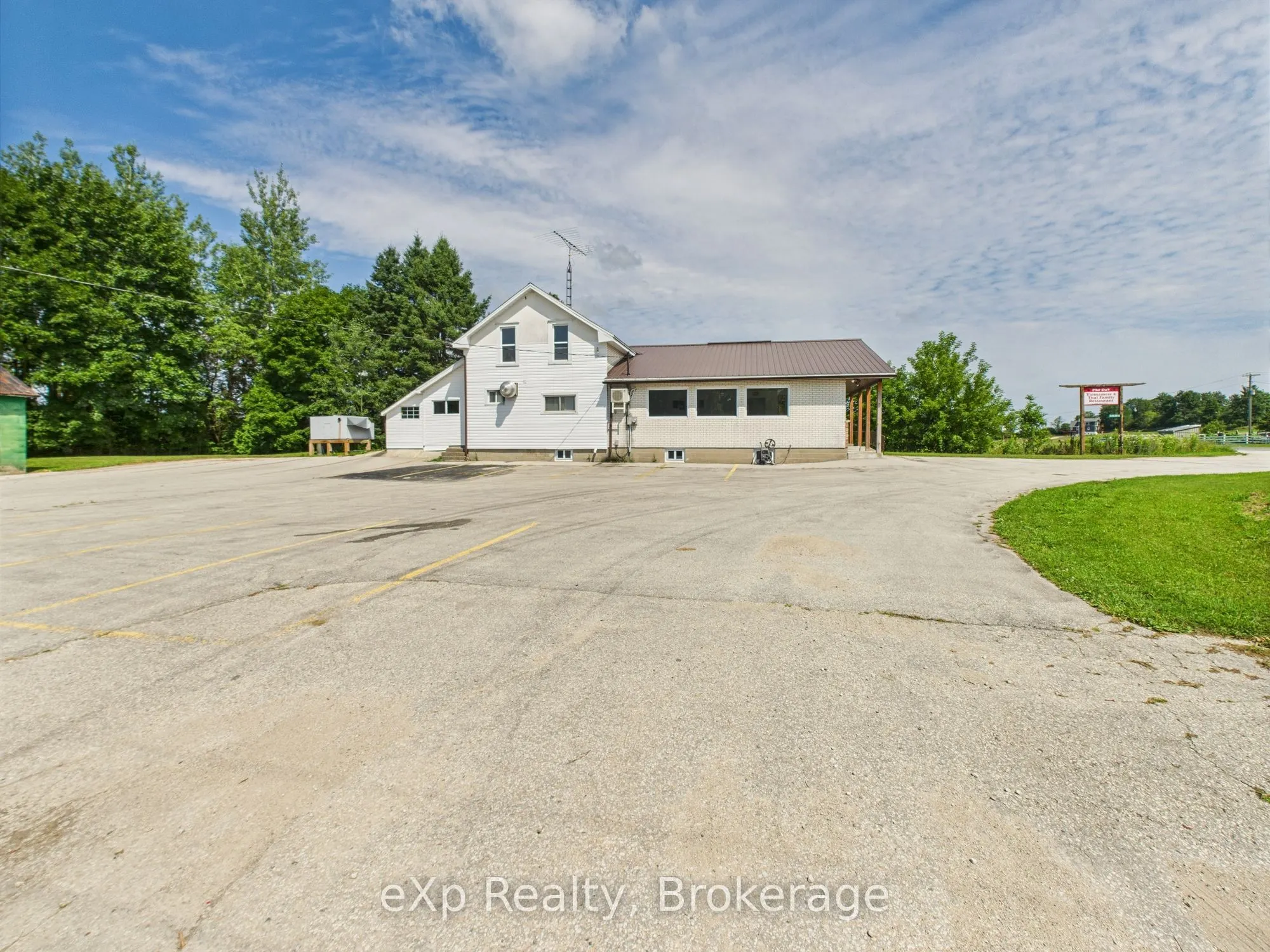 315194 HIGHWAY 6