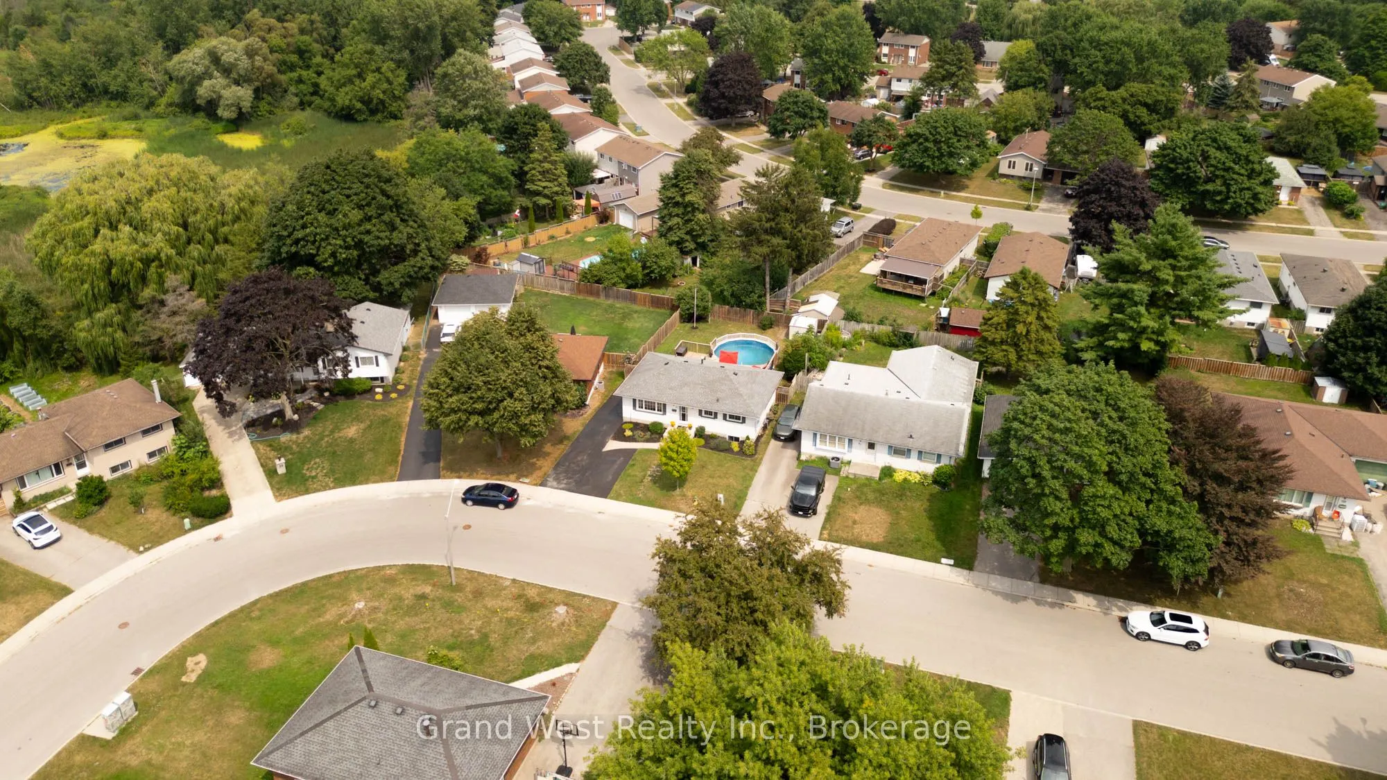67 Elmwood Crescent