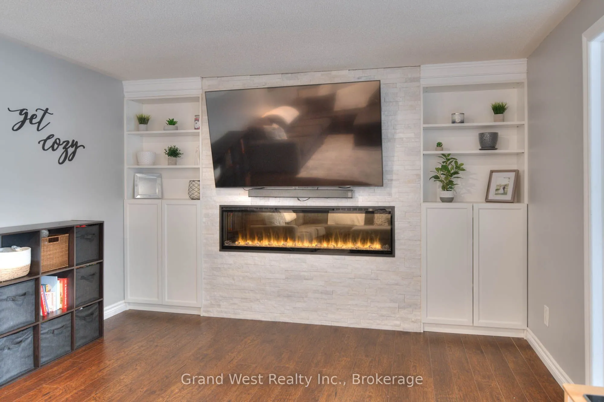 67 Elmwood Crescent