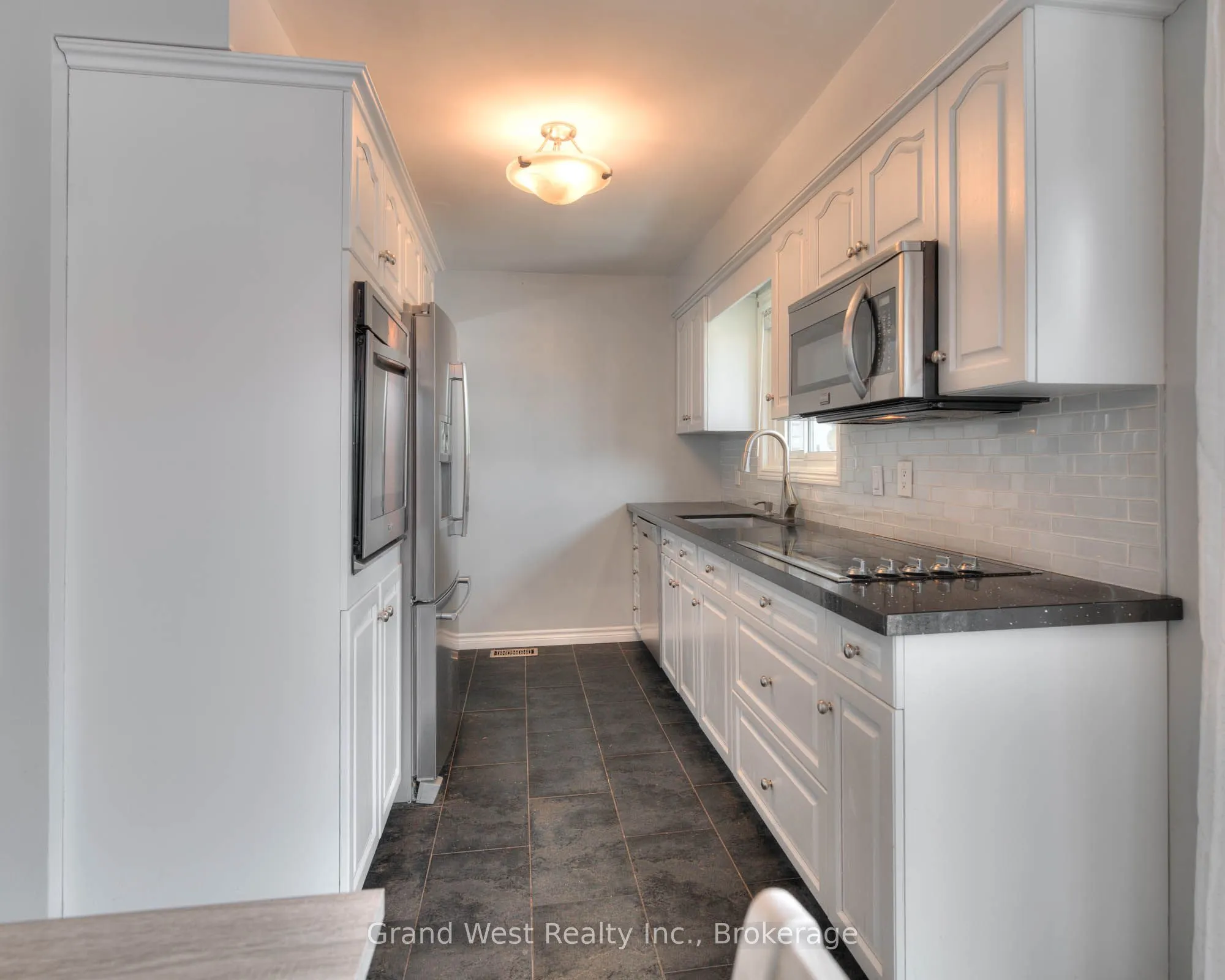 67 Elmwood Crescent
