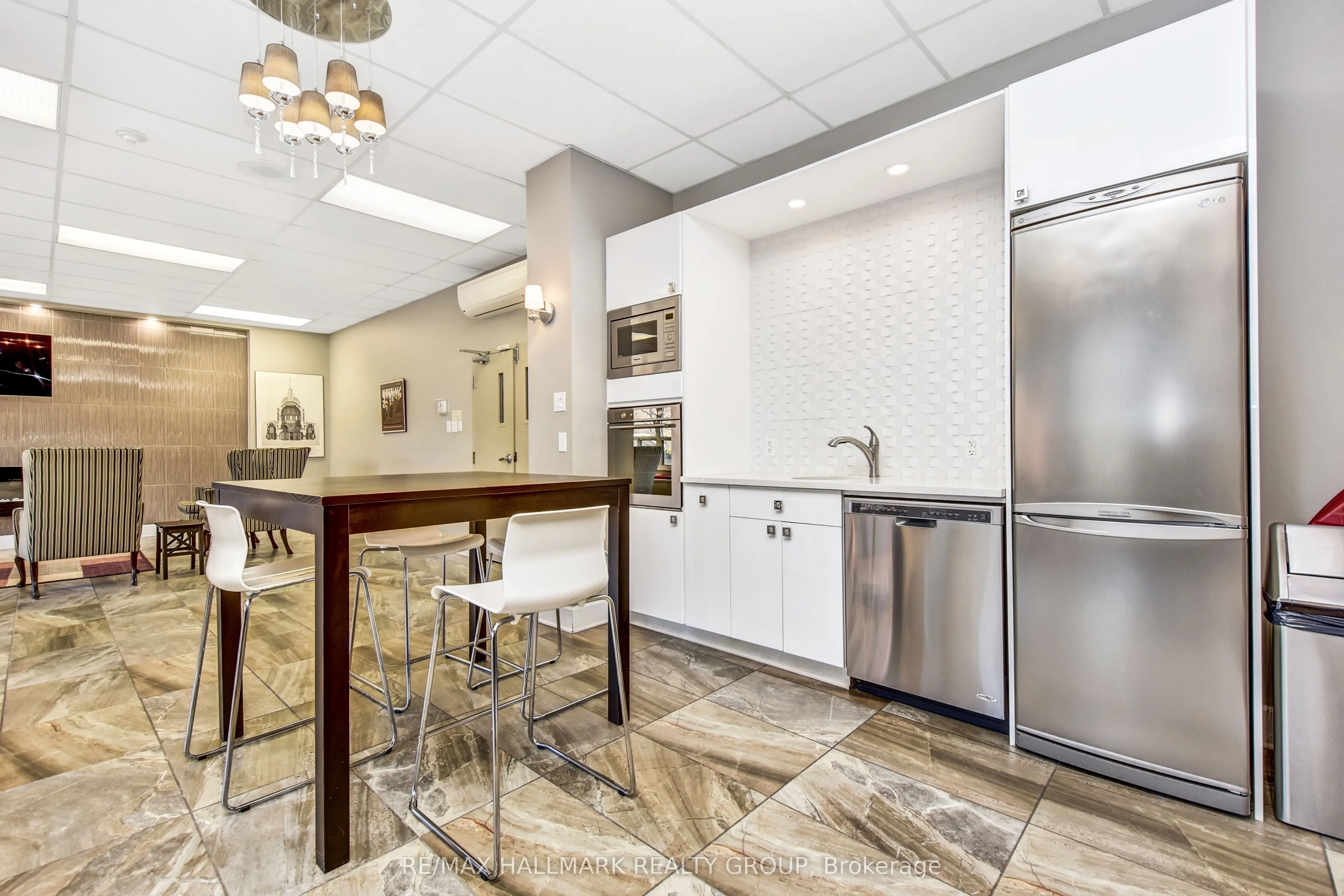 40 Landry Street, #1406