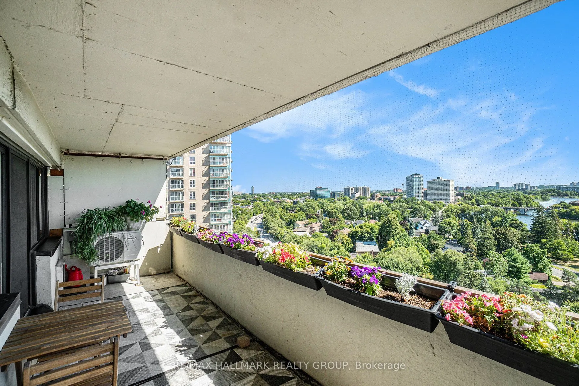 40 Landry Street, #1406