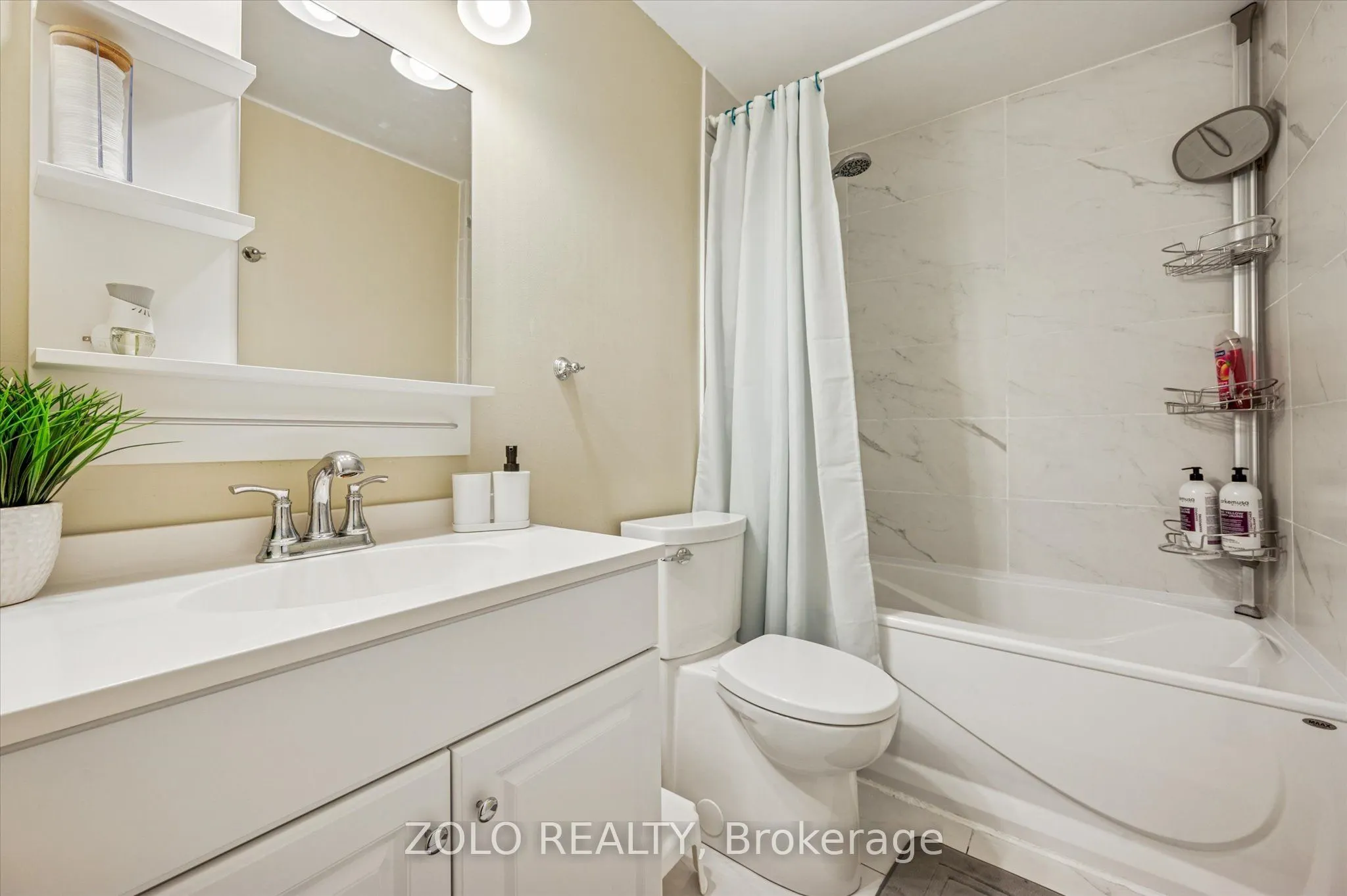 203 Fairway Rd N Road, #13