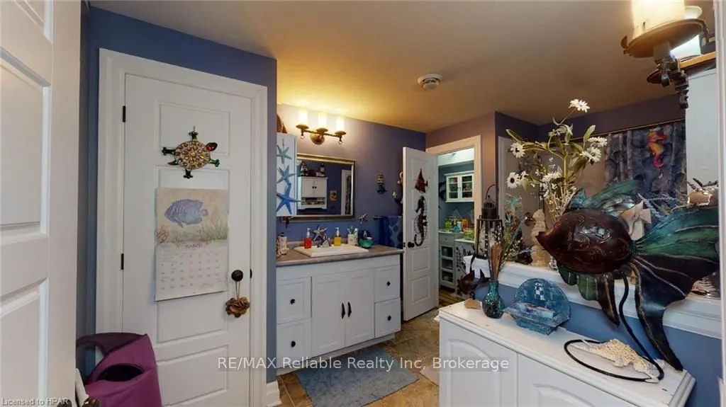 22 Thimbleweed Drive
