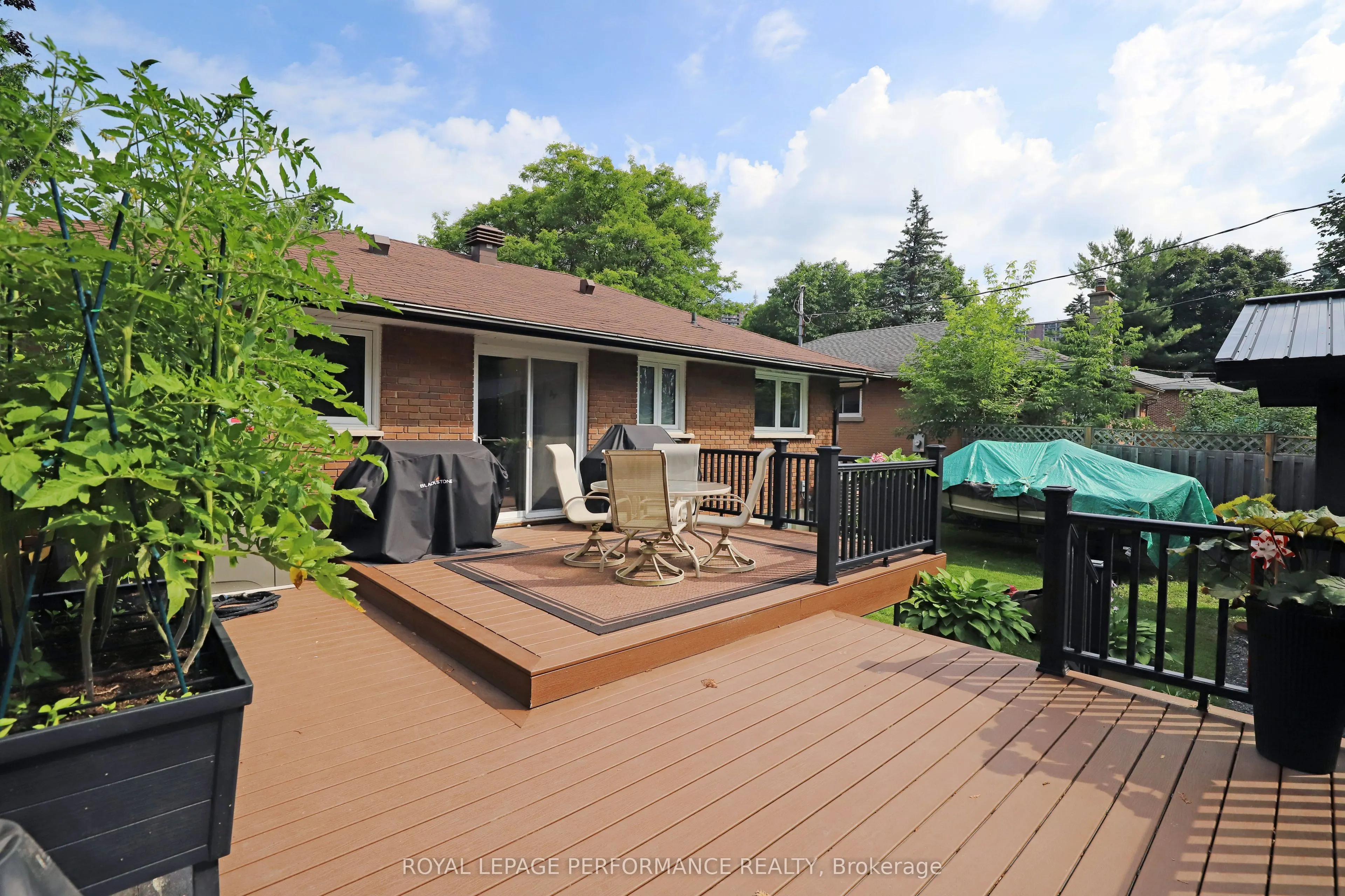 926 Charleswood Avenue, #main floor