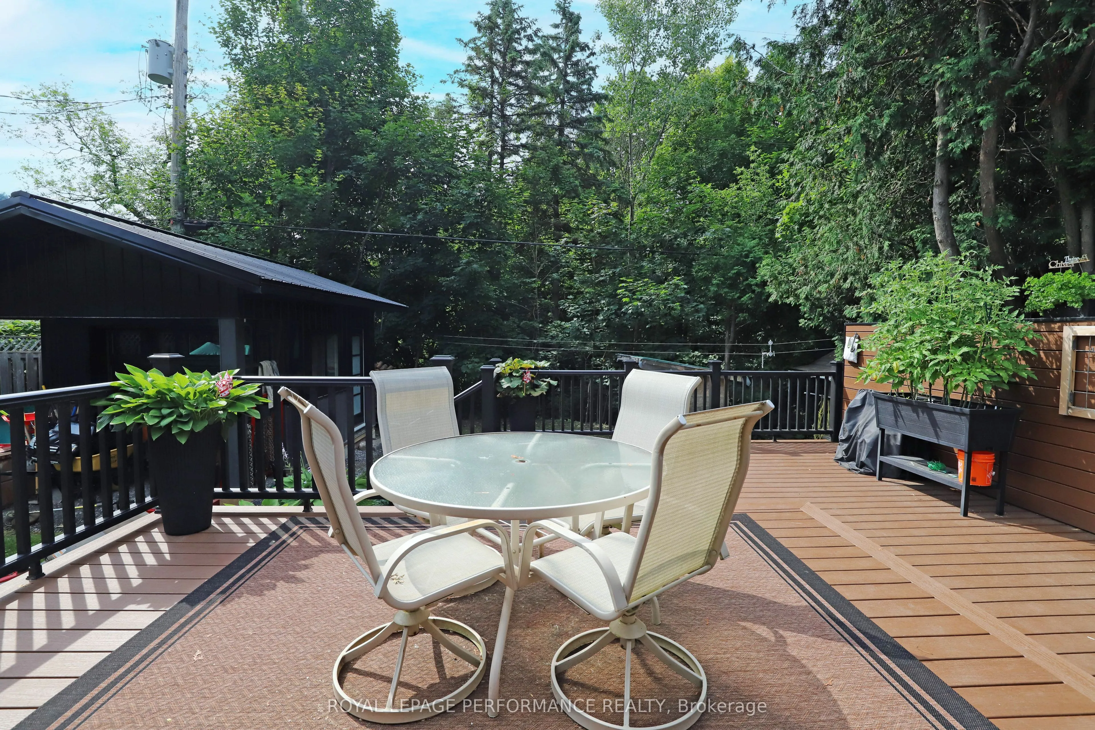 926 Charleswood Avenue, #main floor