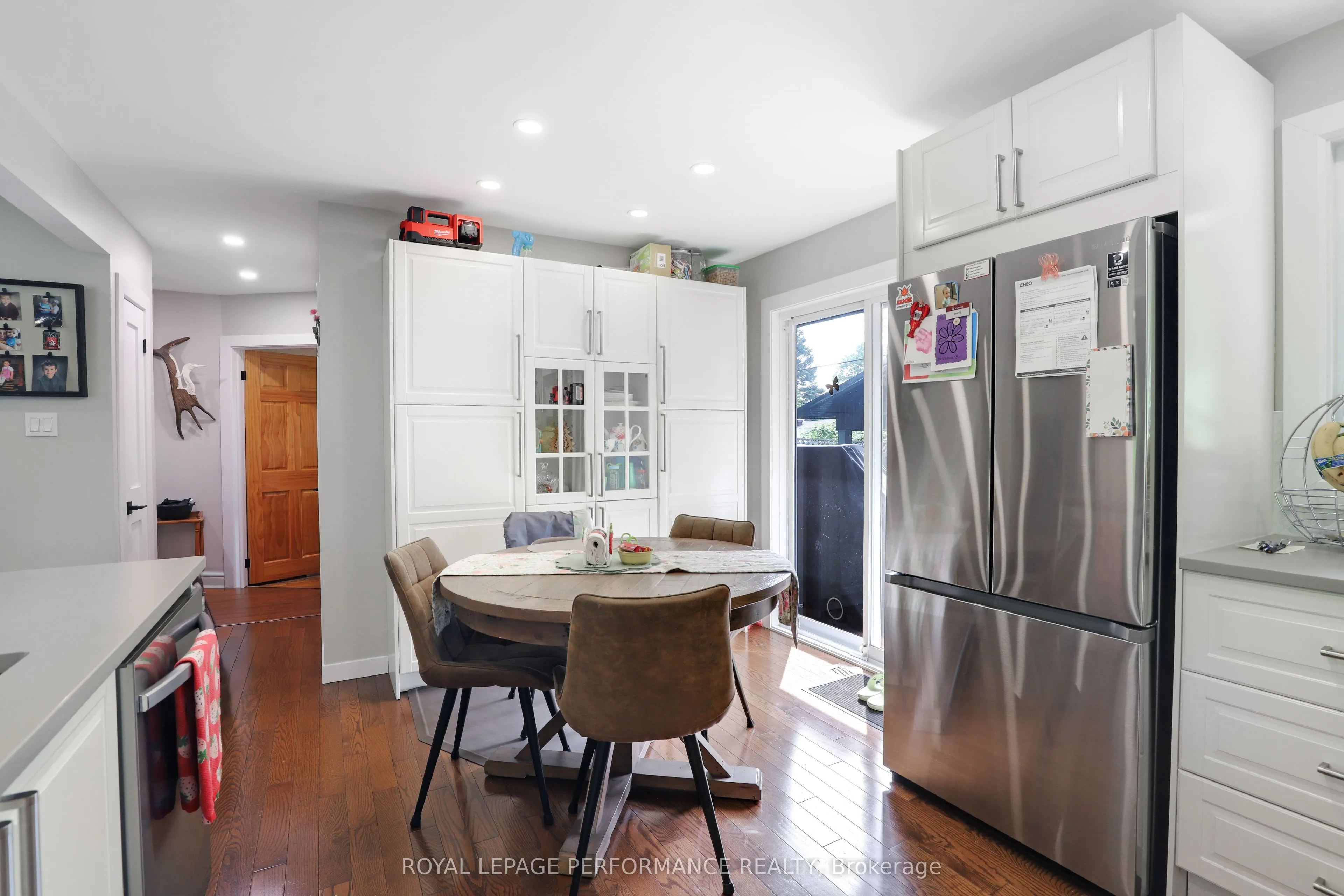 926 Charleswood Avenue, #main floor
