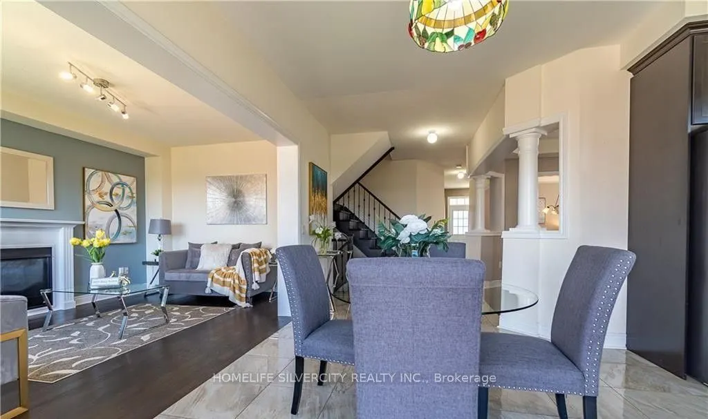 1029 Upper Thames Drive