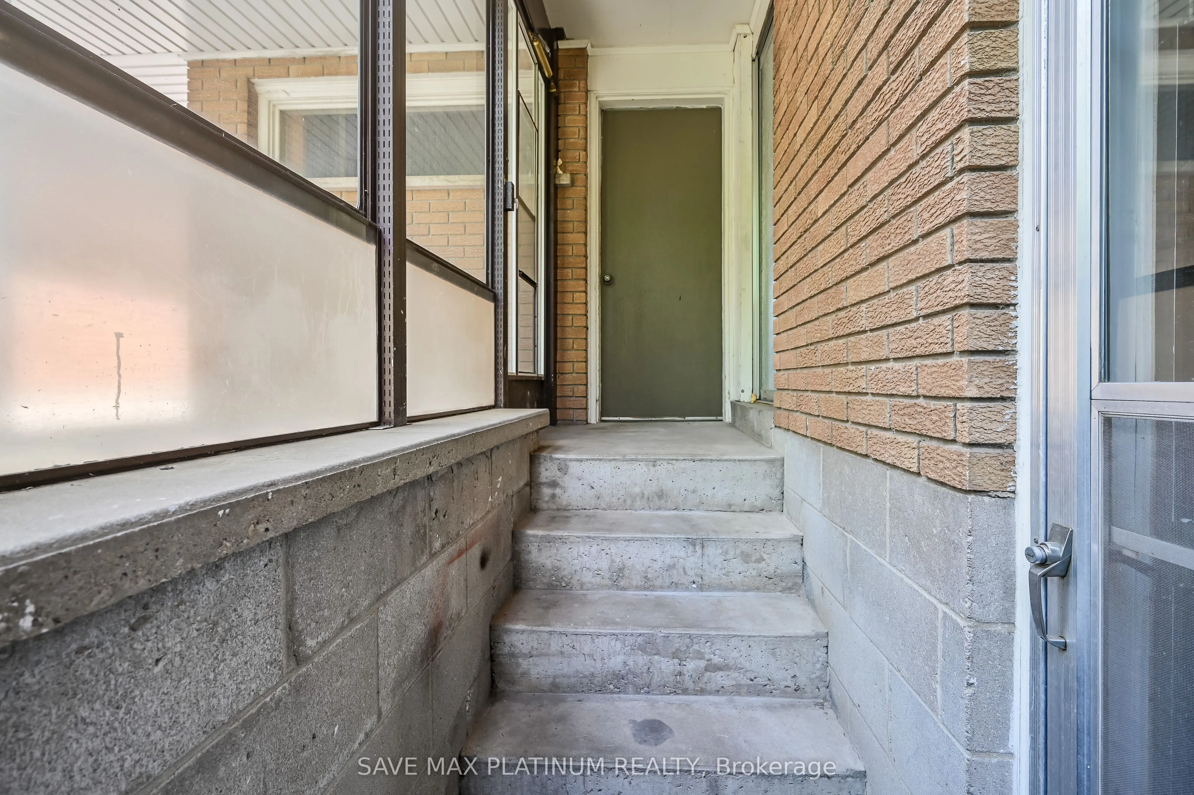 18 Gardenia Court