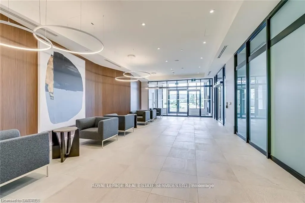 385 WINSTON Road, #1702