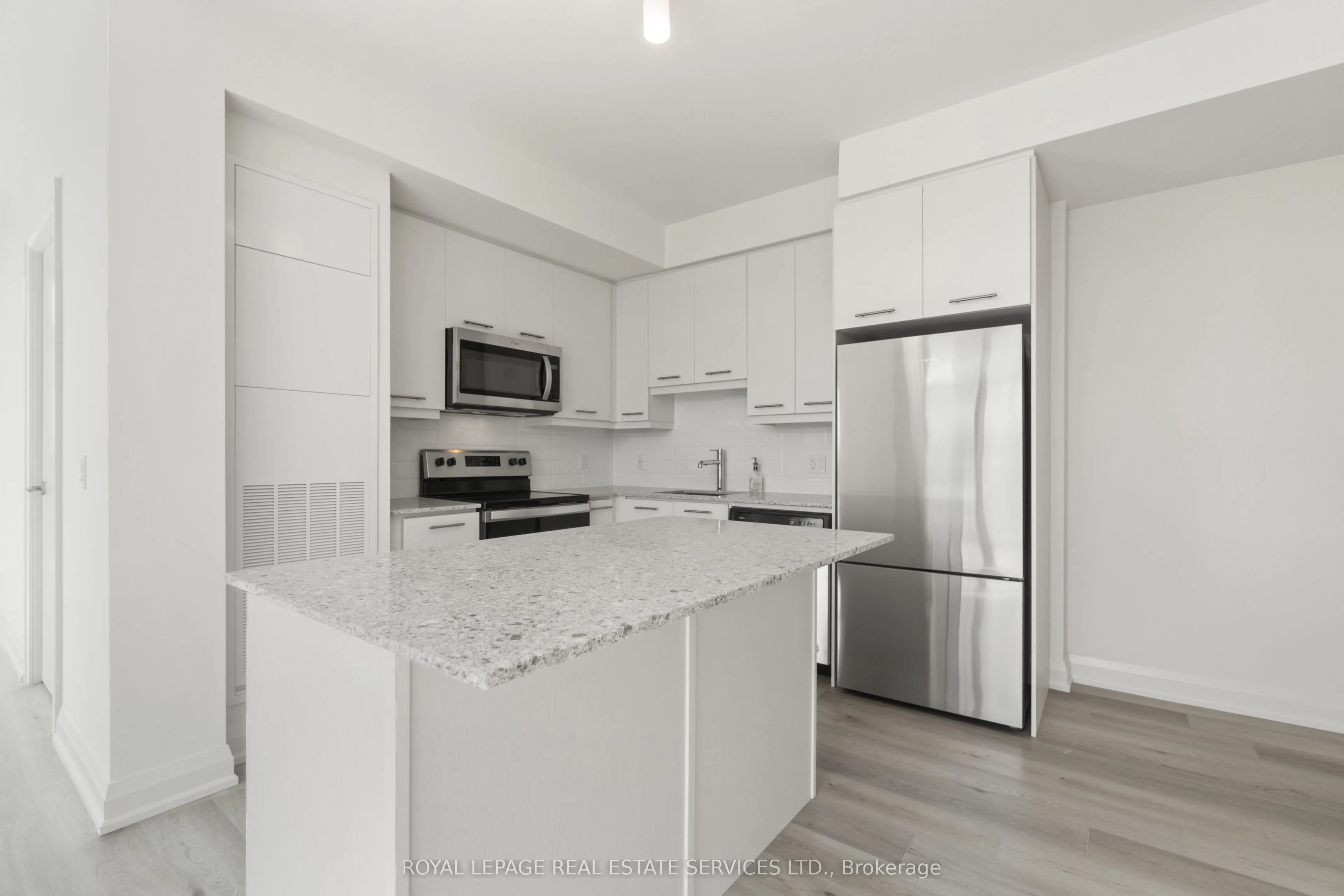 385 WINSTON Road, #1702