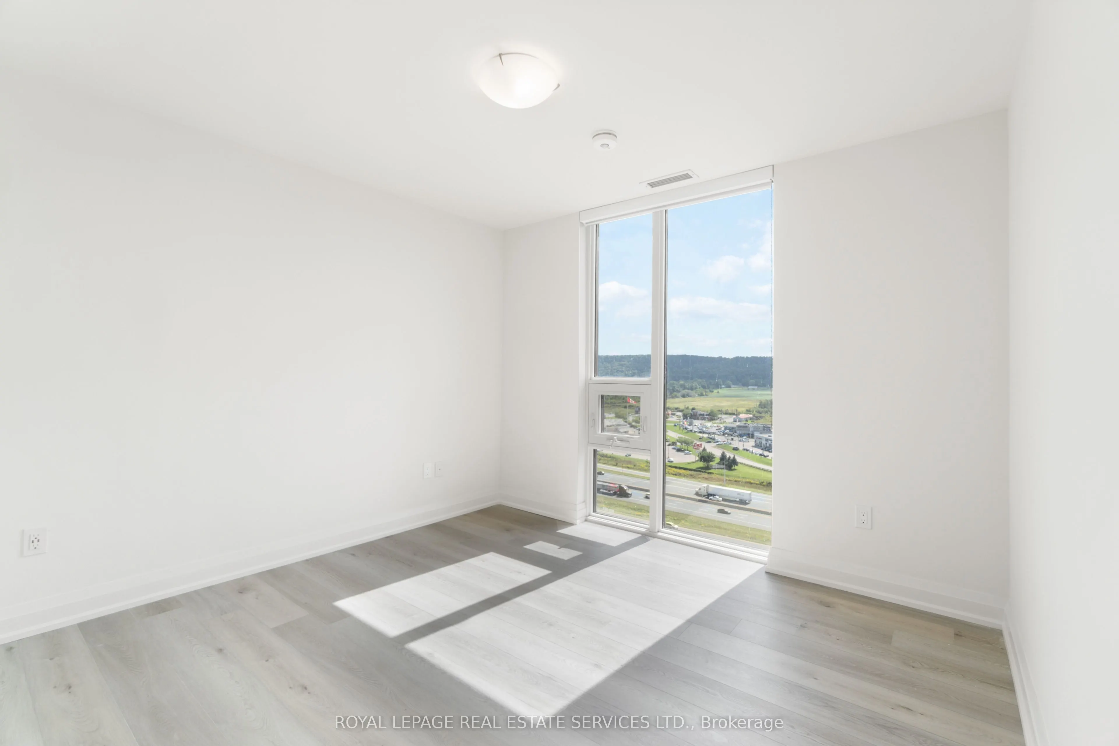 385 WINSTON Road, #1702