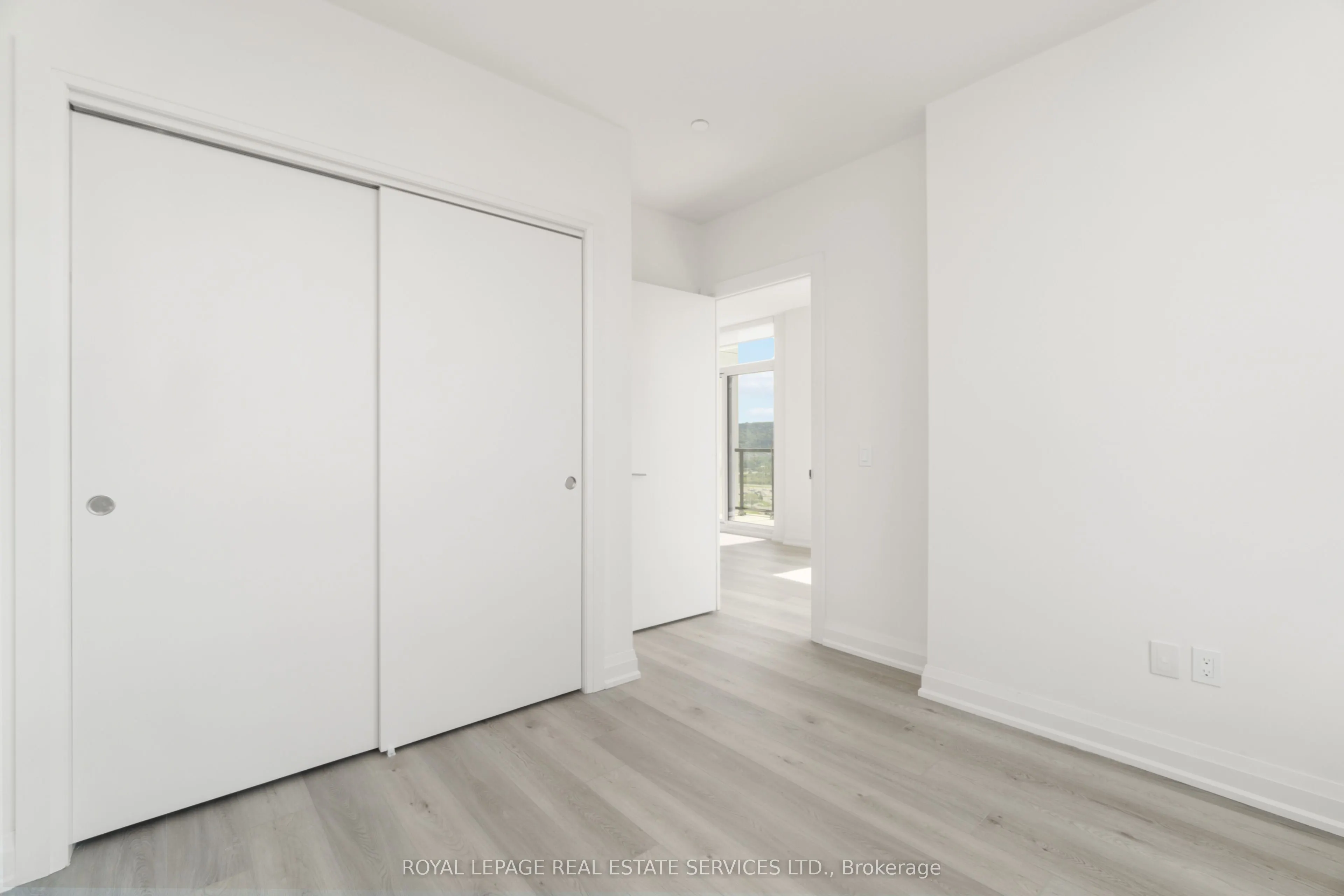 385 WINSTON Road, #1702