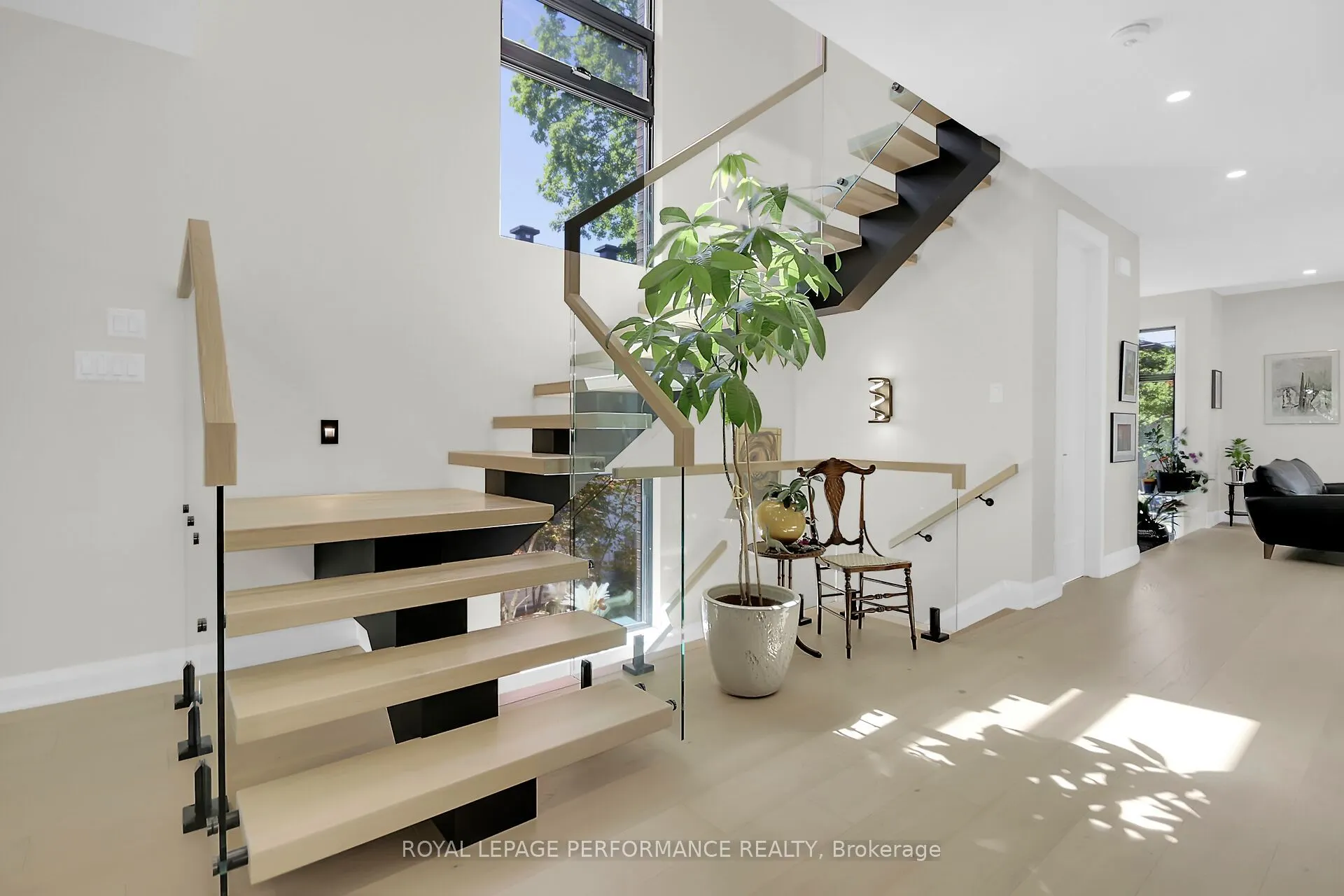 525 Edison Avenue