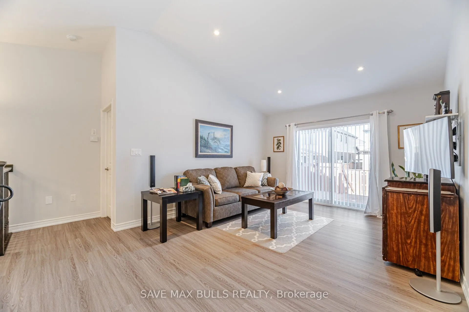 127 ACACIA Road
