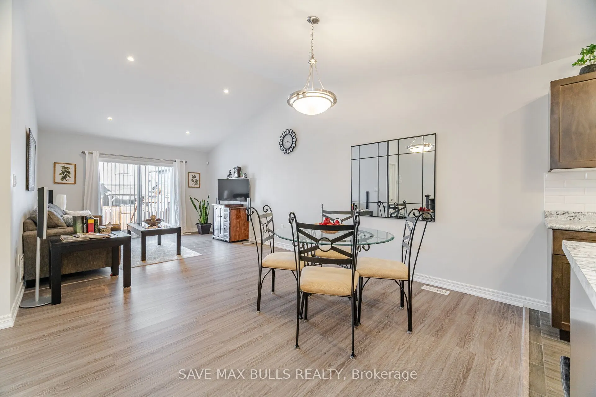 127 ACACIA Road