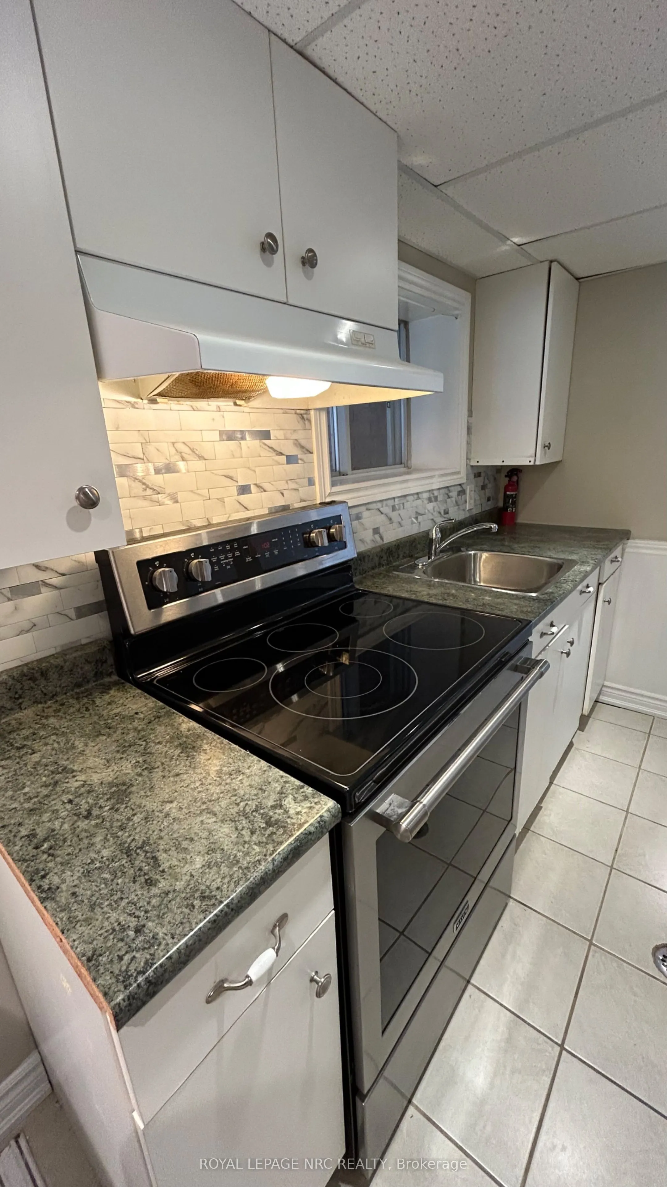 4958 GREENLANE Road