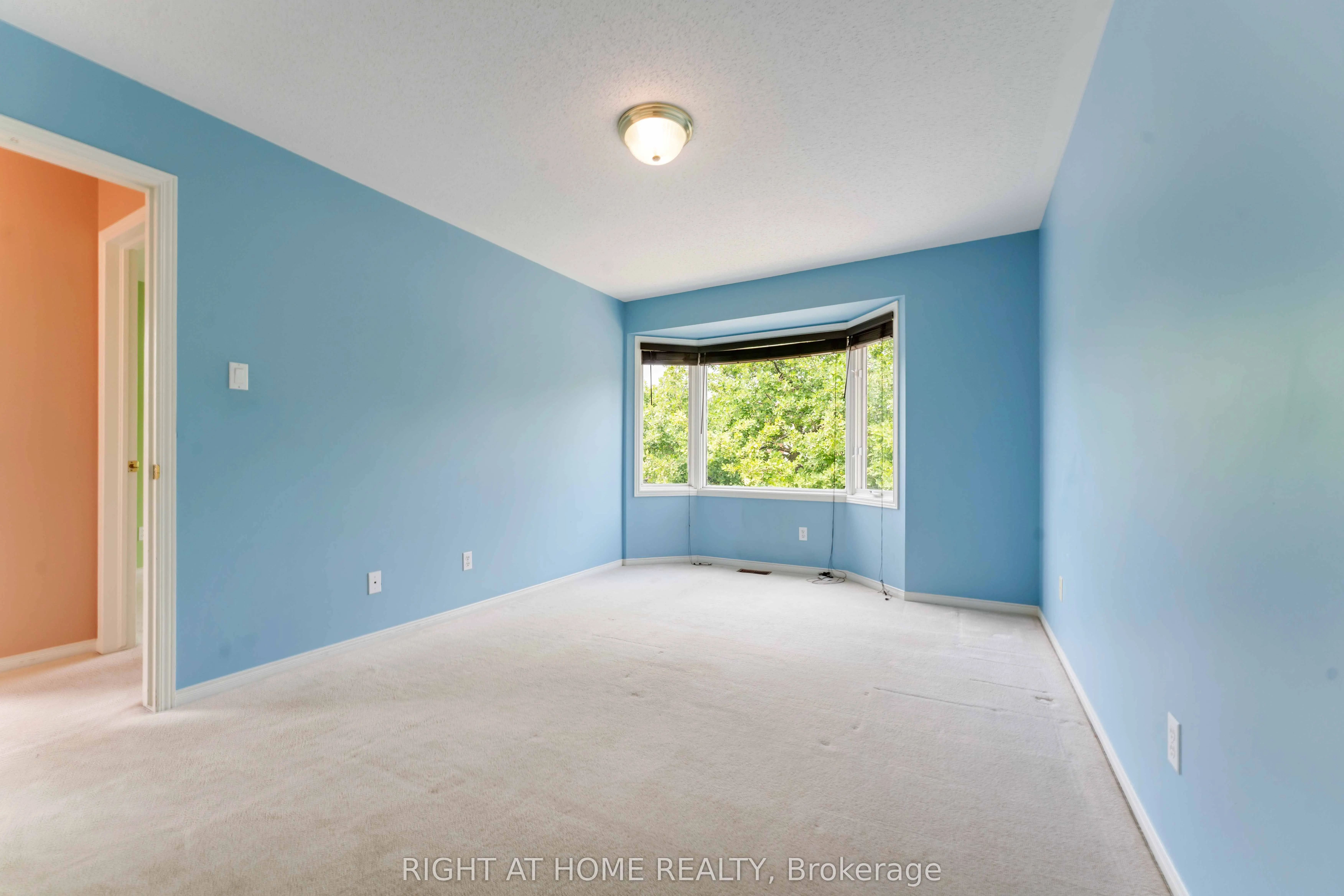 373 Stoneway Drive
