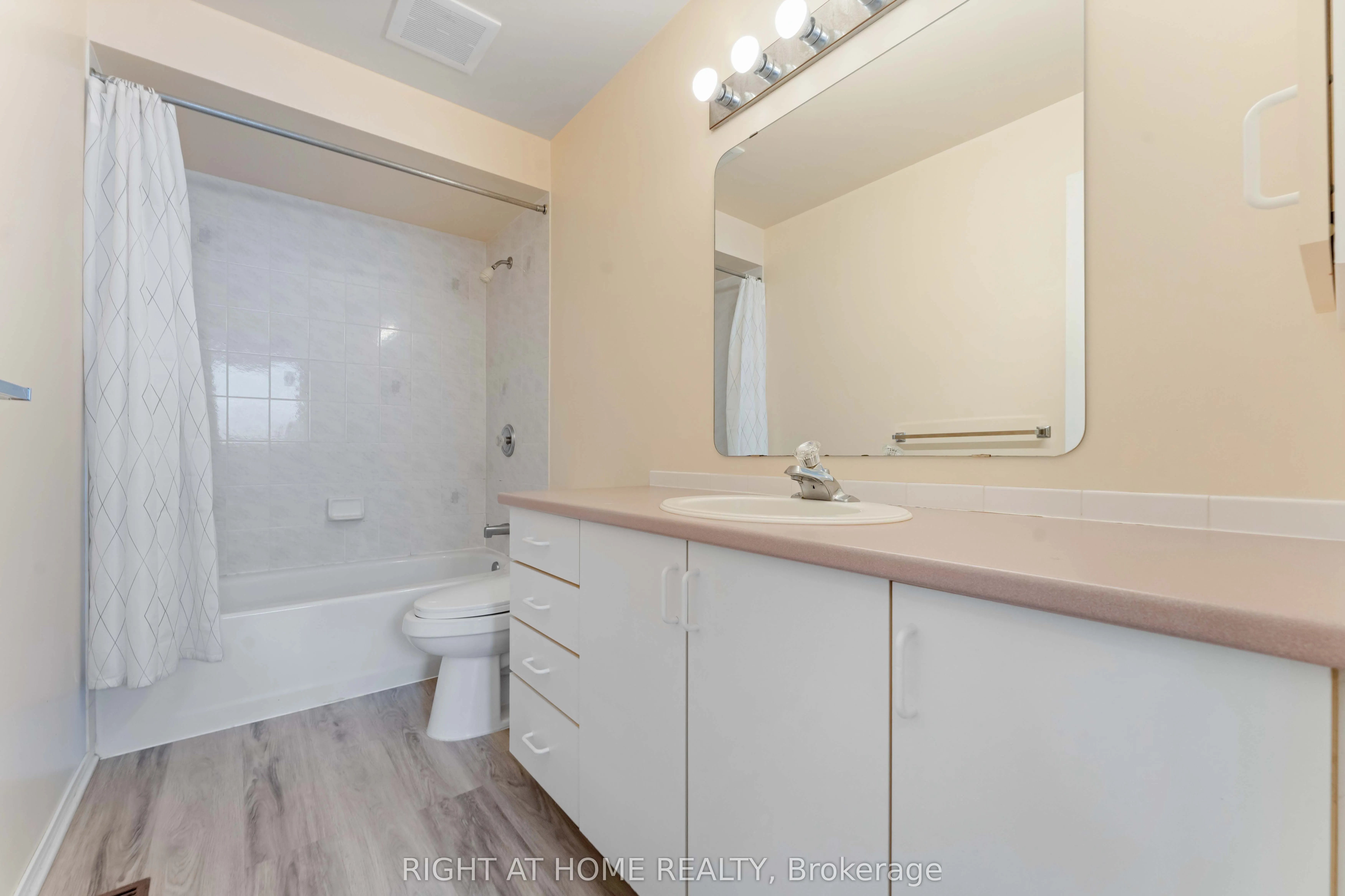 373 Stoneway Drive