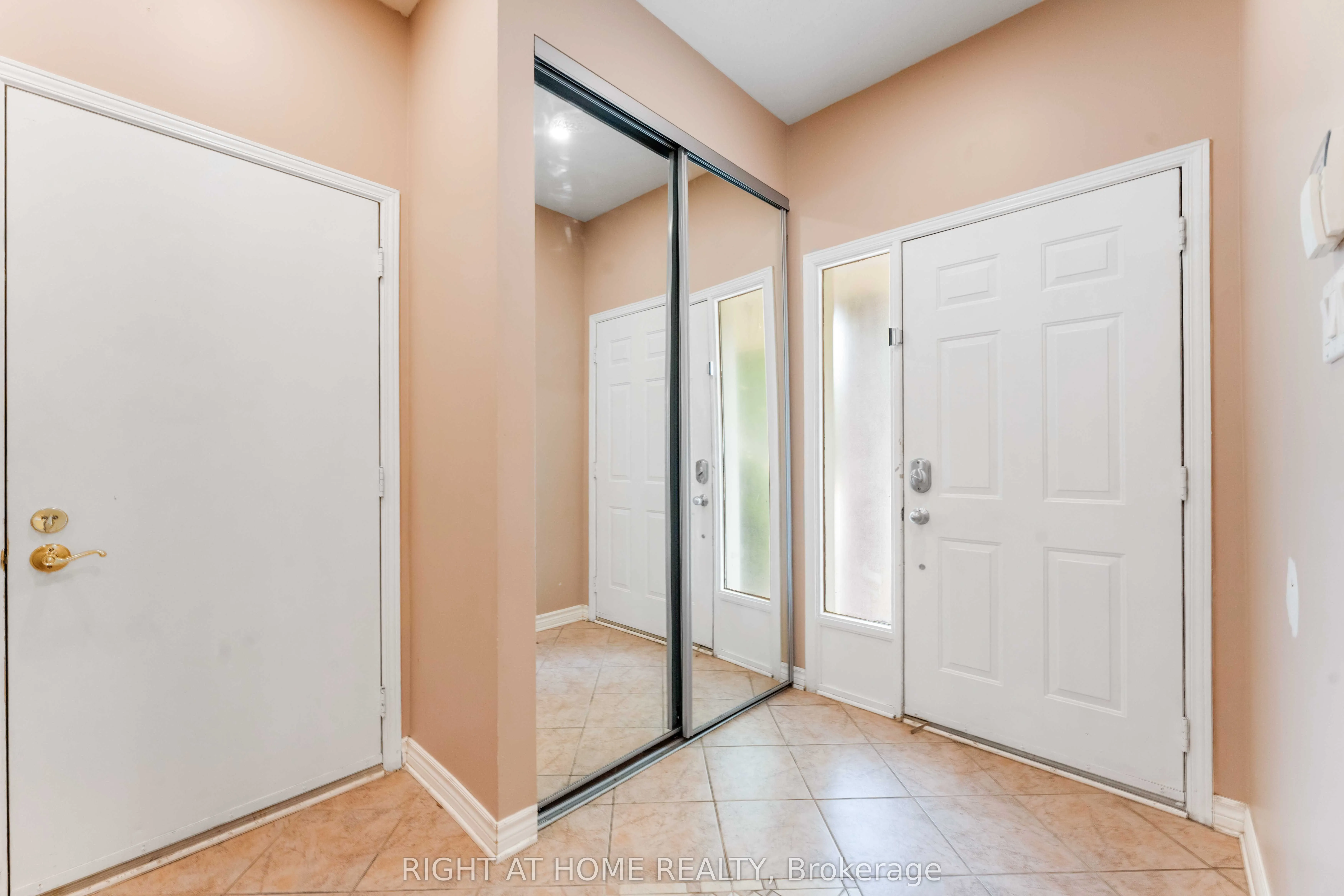 373 Stoneway Drive
