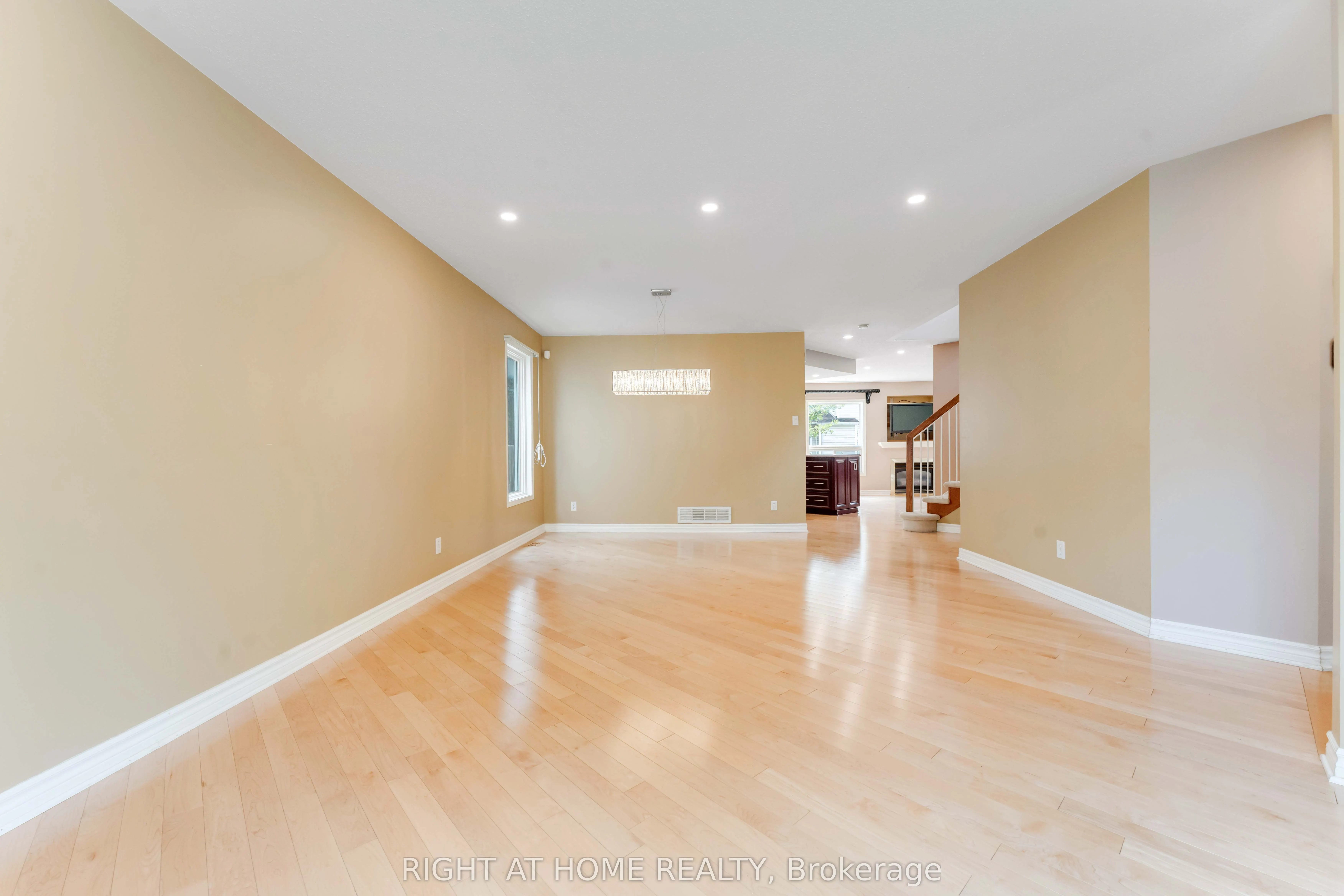 373 Stoneway Drive