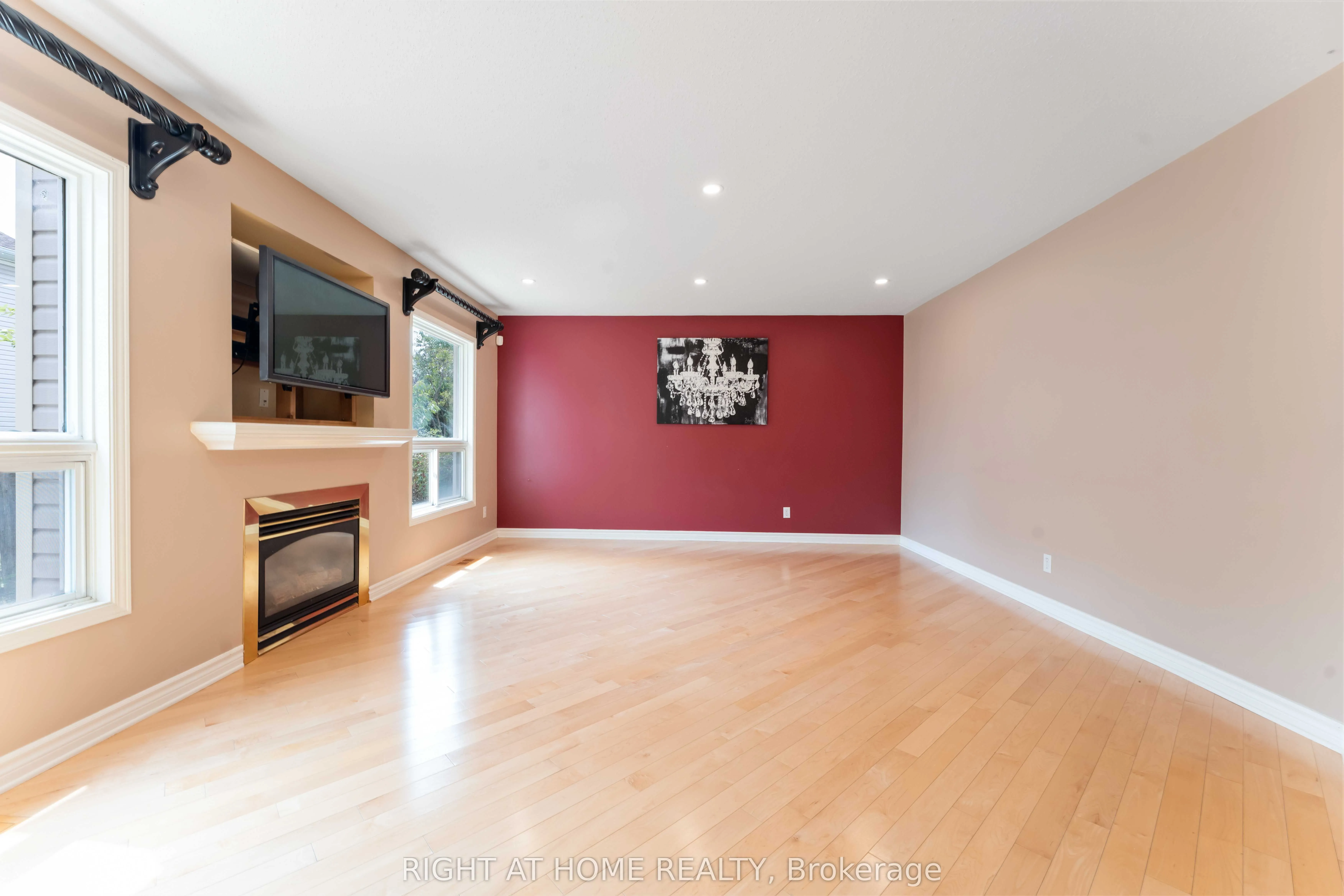 373 Stoneway Drive