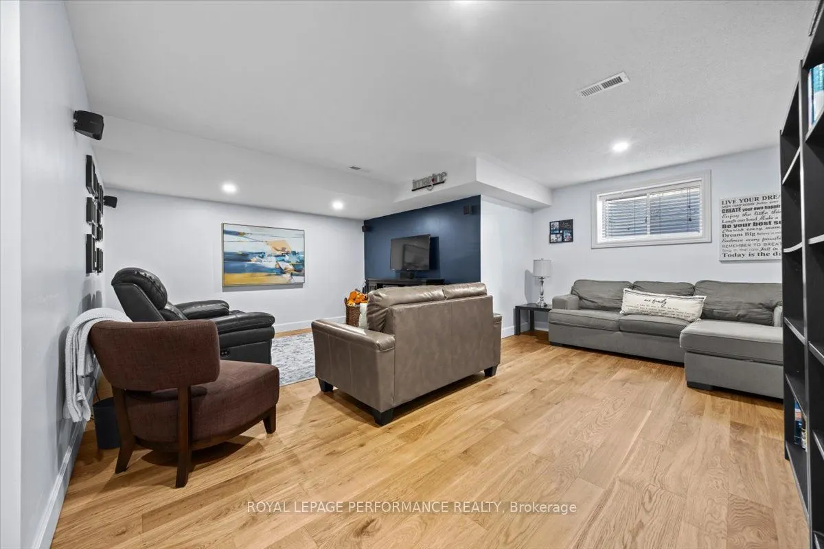416 Rochefort Circle