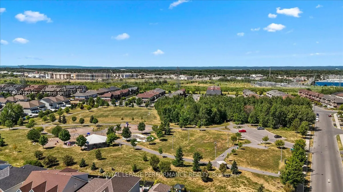 416 Rochefort Circle
