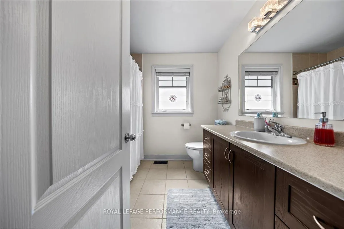 416 Rochefort Circle