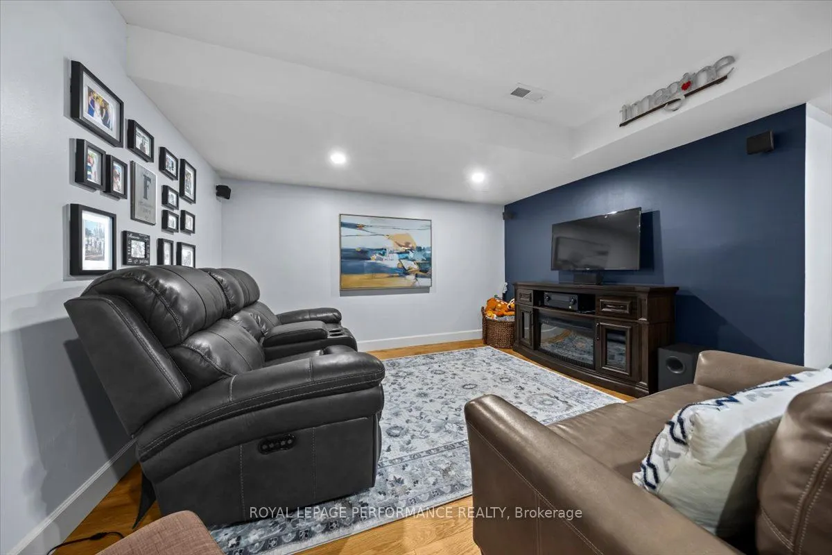 416 Rochefort Circle