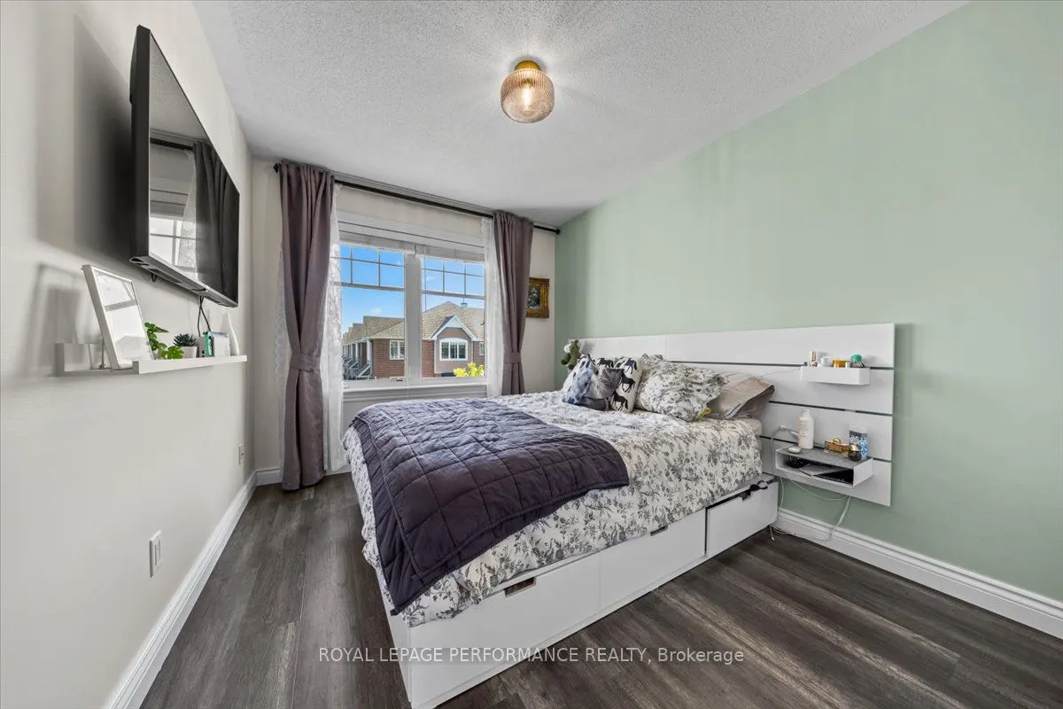 416 Rochefort Circle