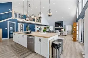 10115 County Rd 2 Road