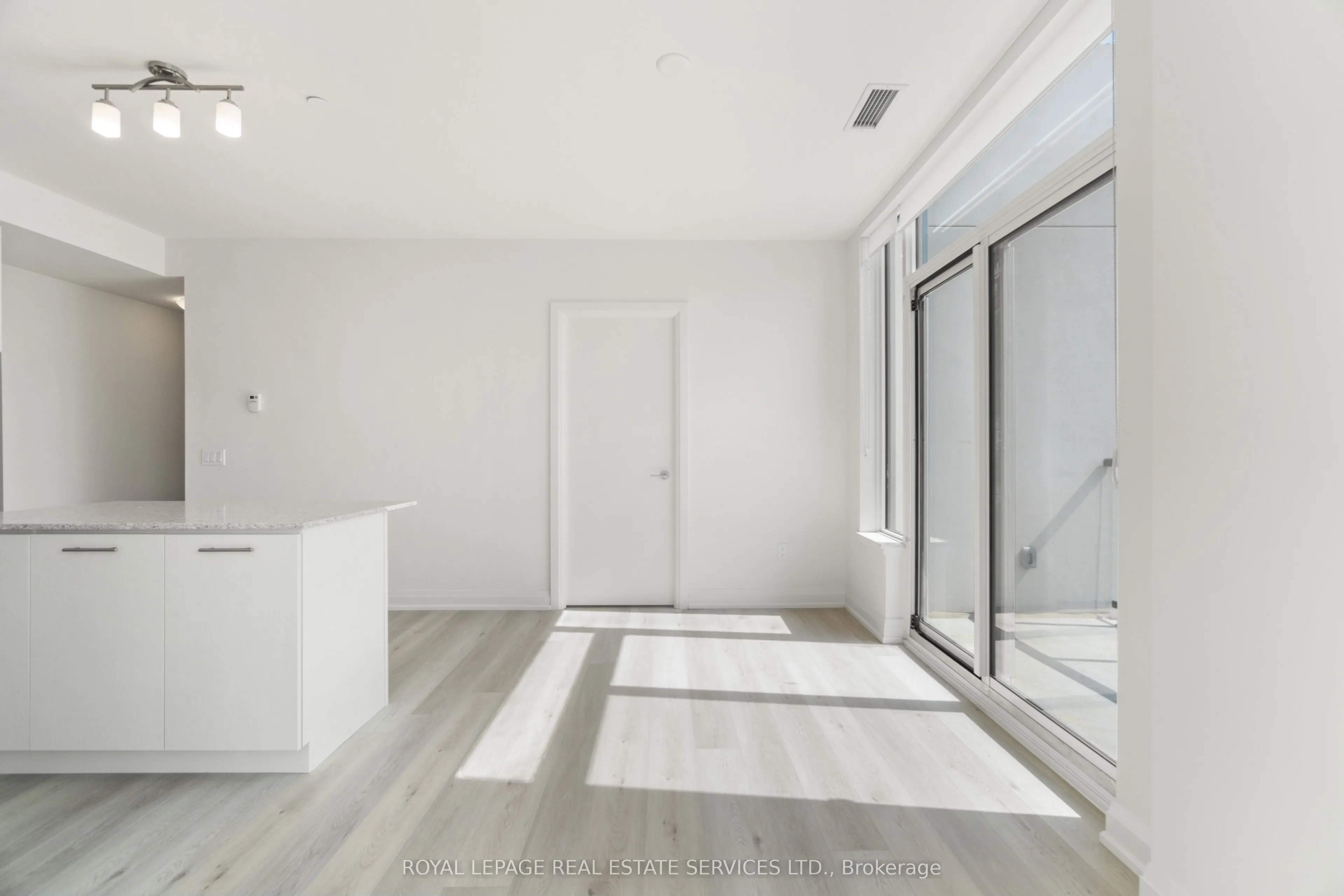 385 WINSTON Road, #1702