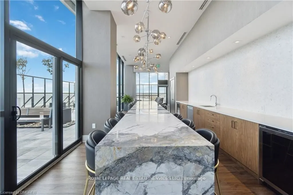 385 WINSTON Road, #1702