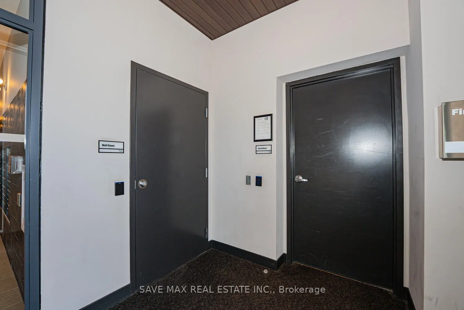 741 King Street W, #411