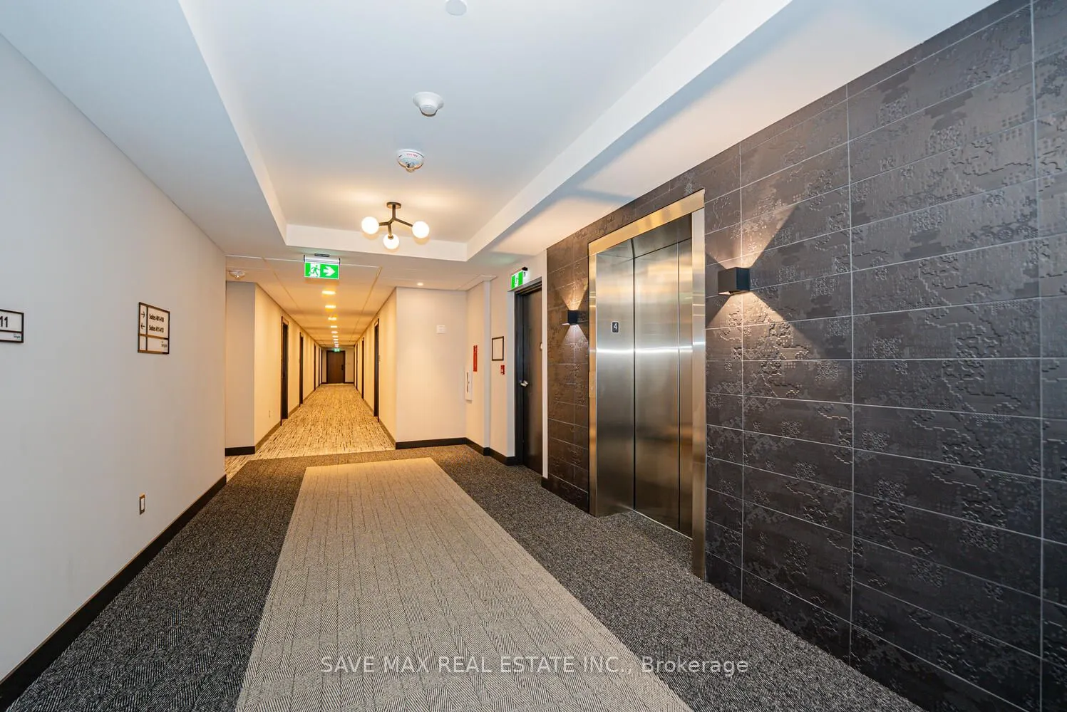 741 King Street W, #411
