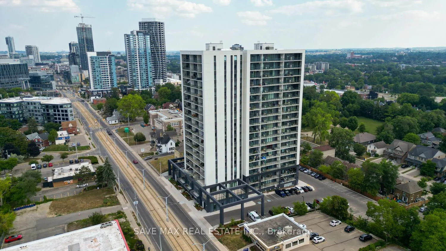 741 King Street W, #411