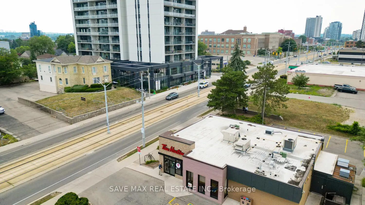 741 King Street W, #411