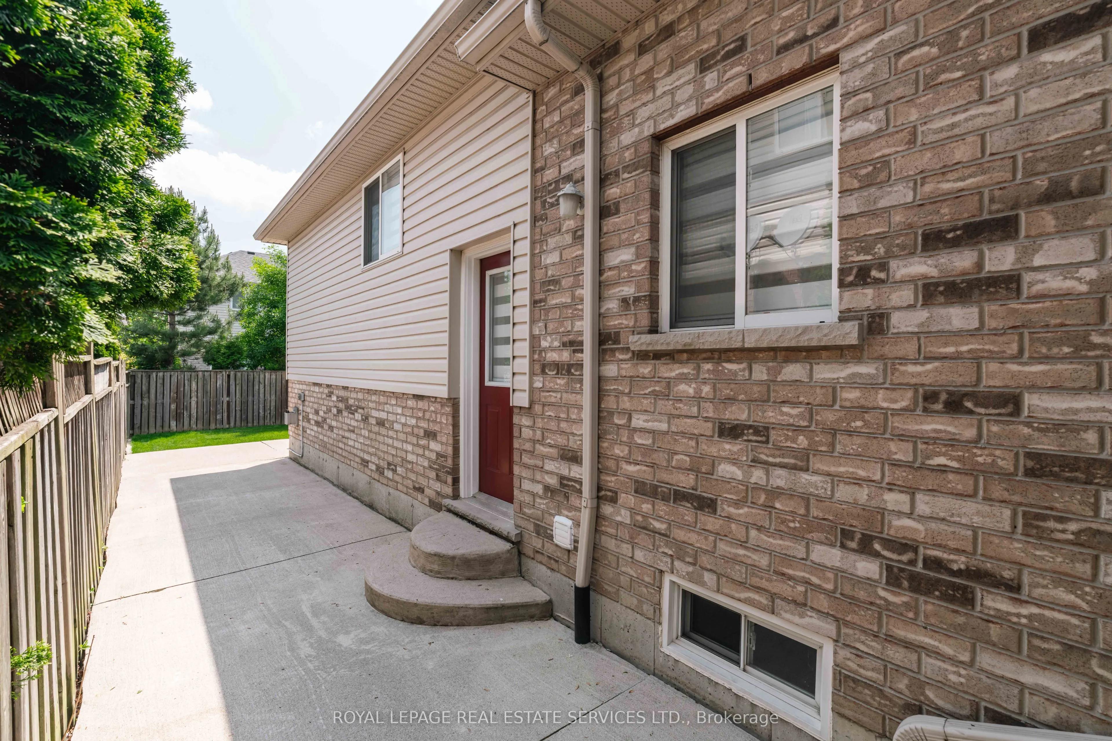 837 Upper Ottawa Street