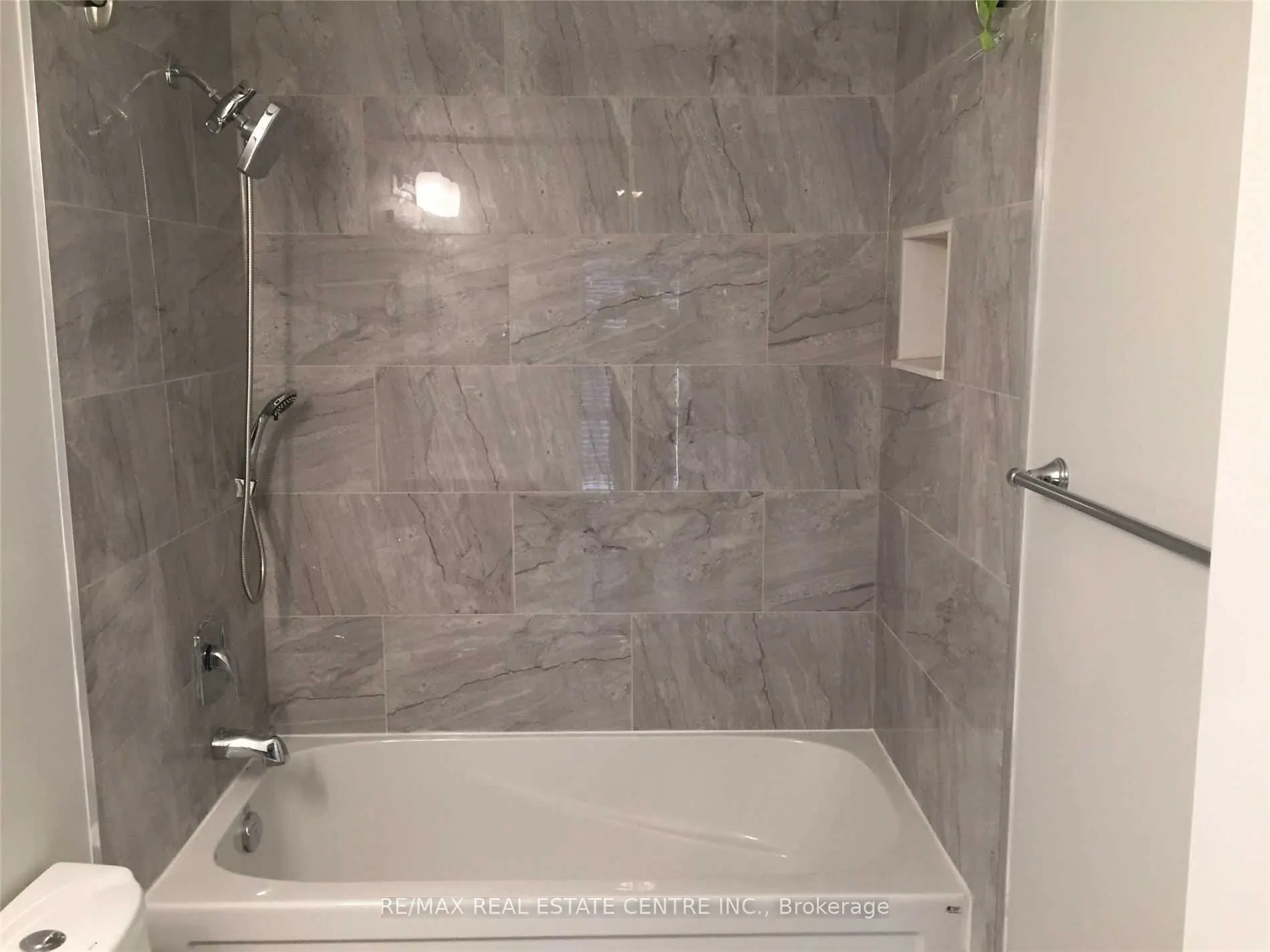 1155 Gordon Street, #130
