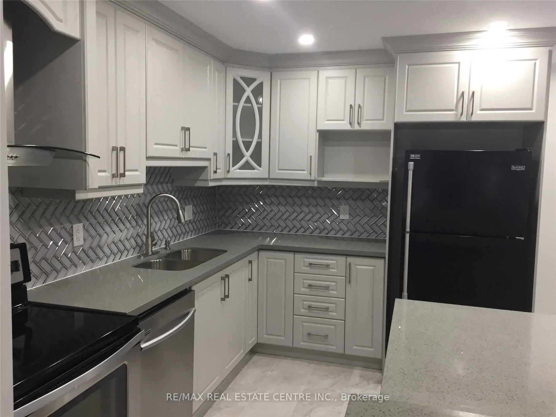 1155 Gordon Street, #130