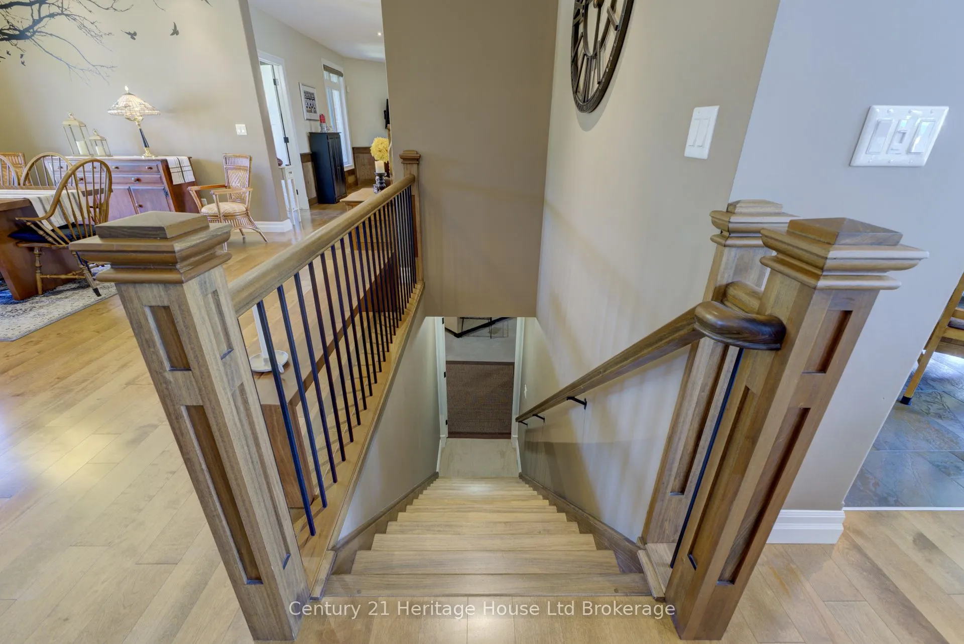 563 Lakeview Drive