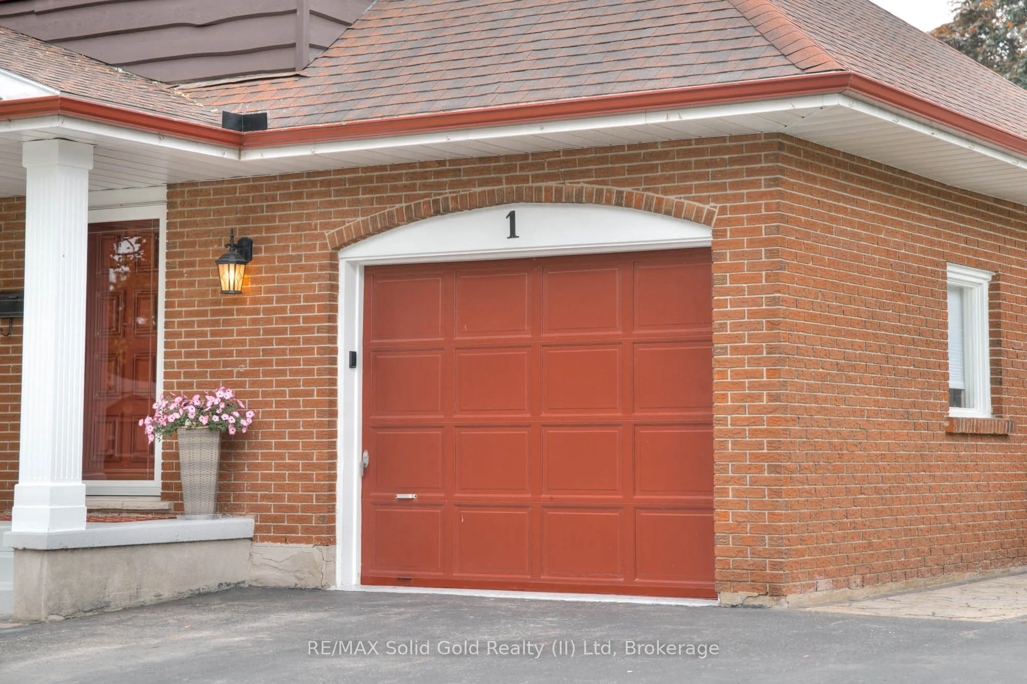 1 Kingfisher Drive