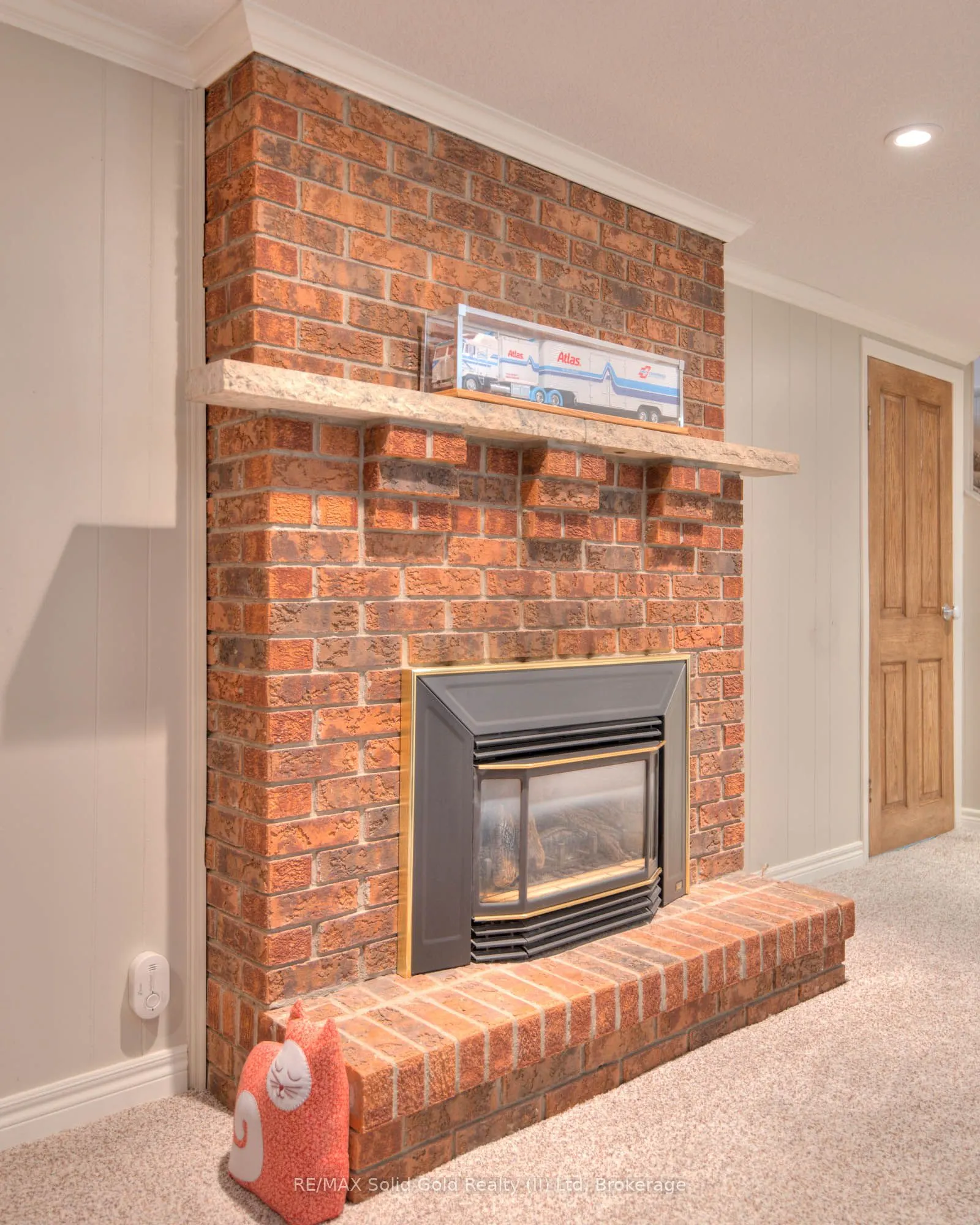 1 Kingfisher Drive