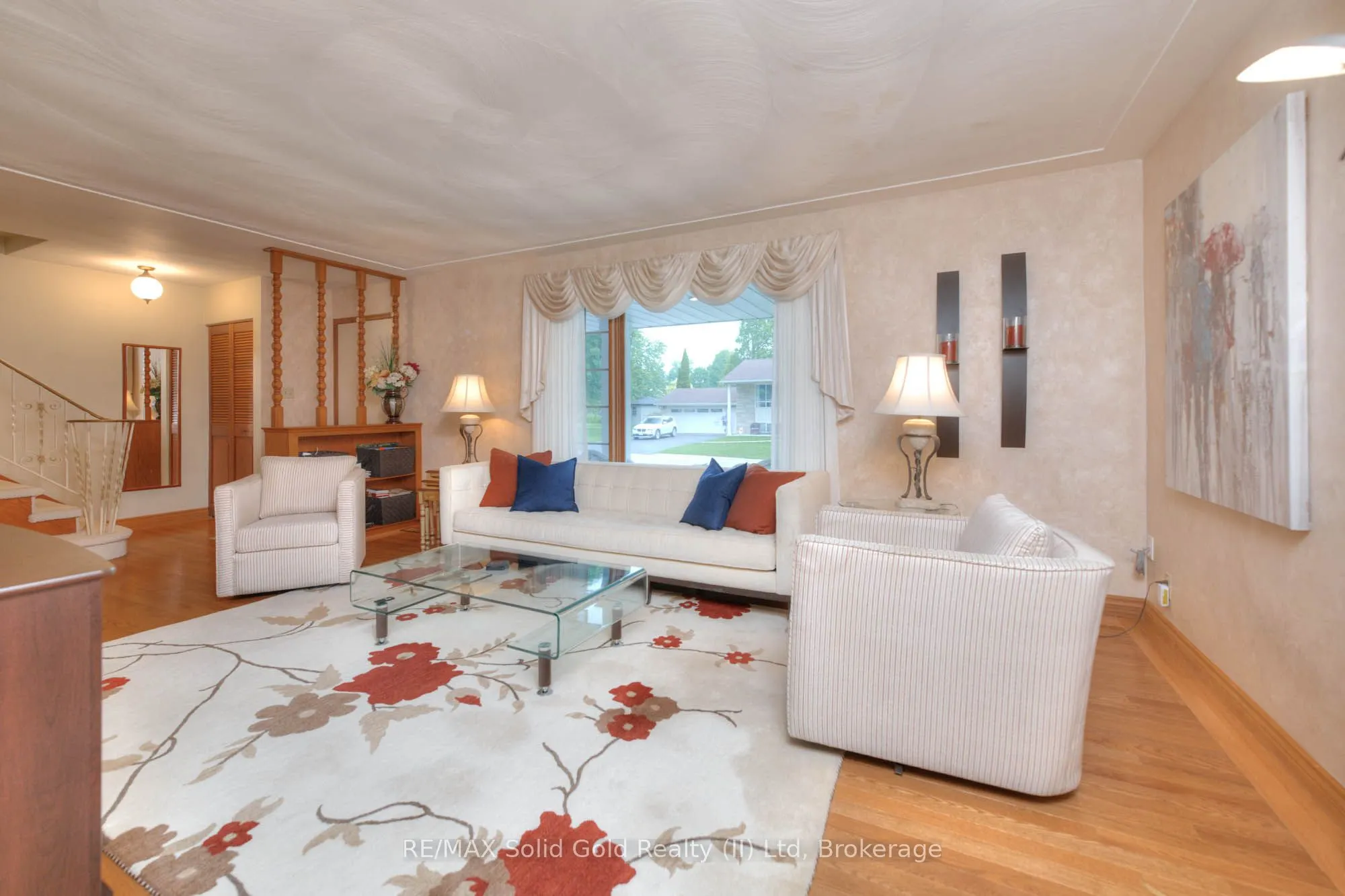 1 Kingfisher Drive