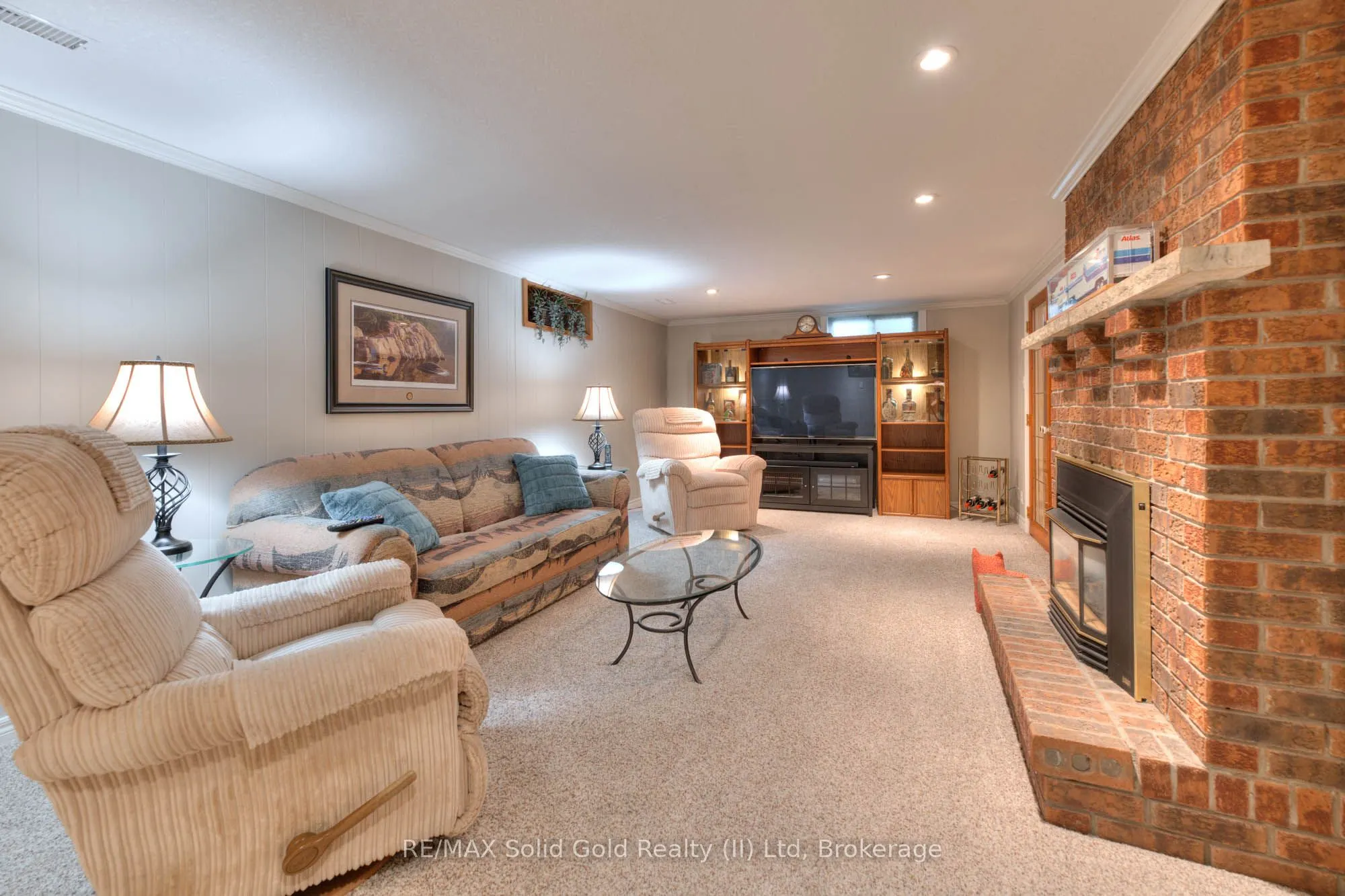 1 Kingfisher Drive