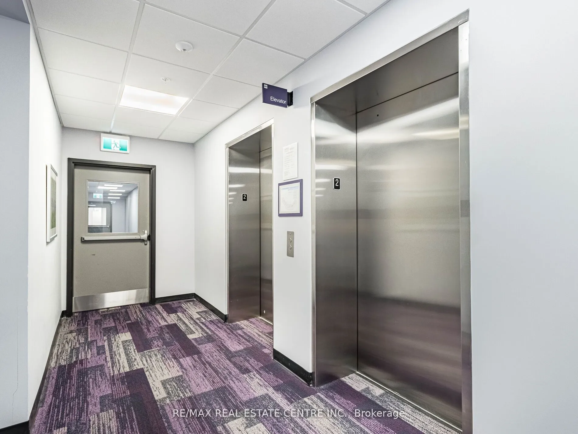35 Kingsbury Square N, #222