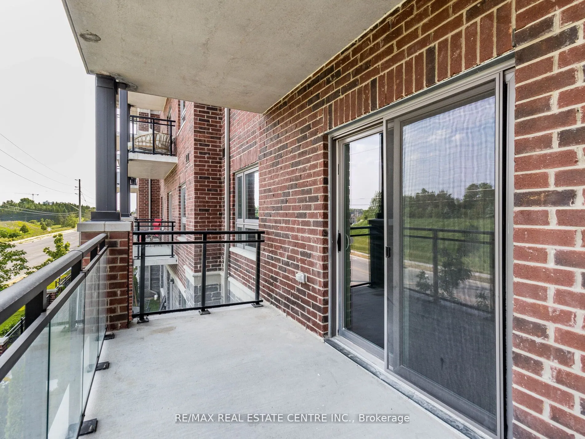 35 Kingsbury Square N, #222